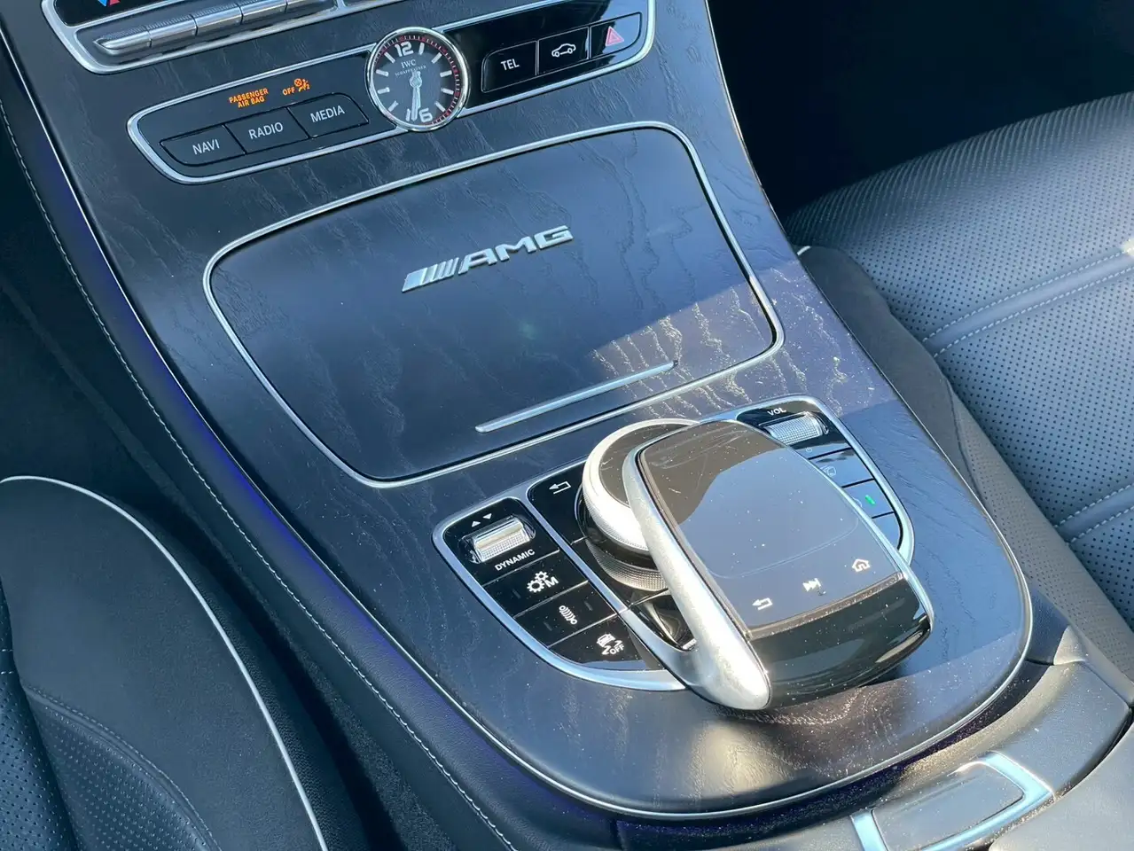 Mercedes-Benz E-Class fotografie Mercedes-Benz E-Class