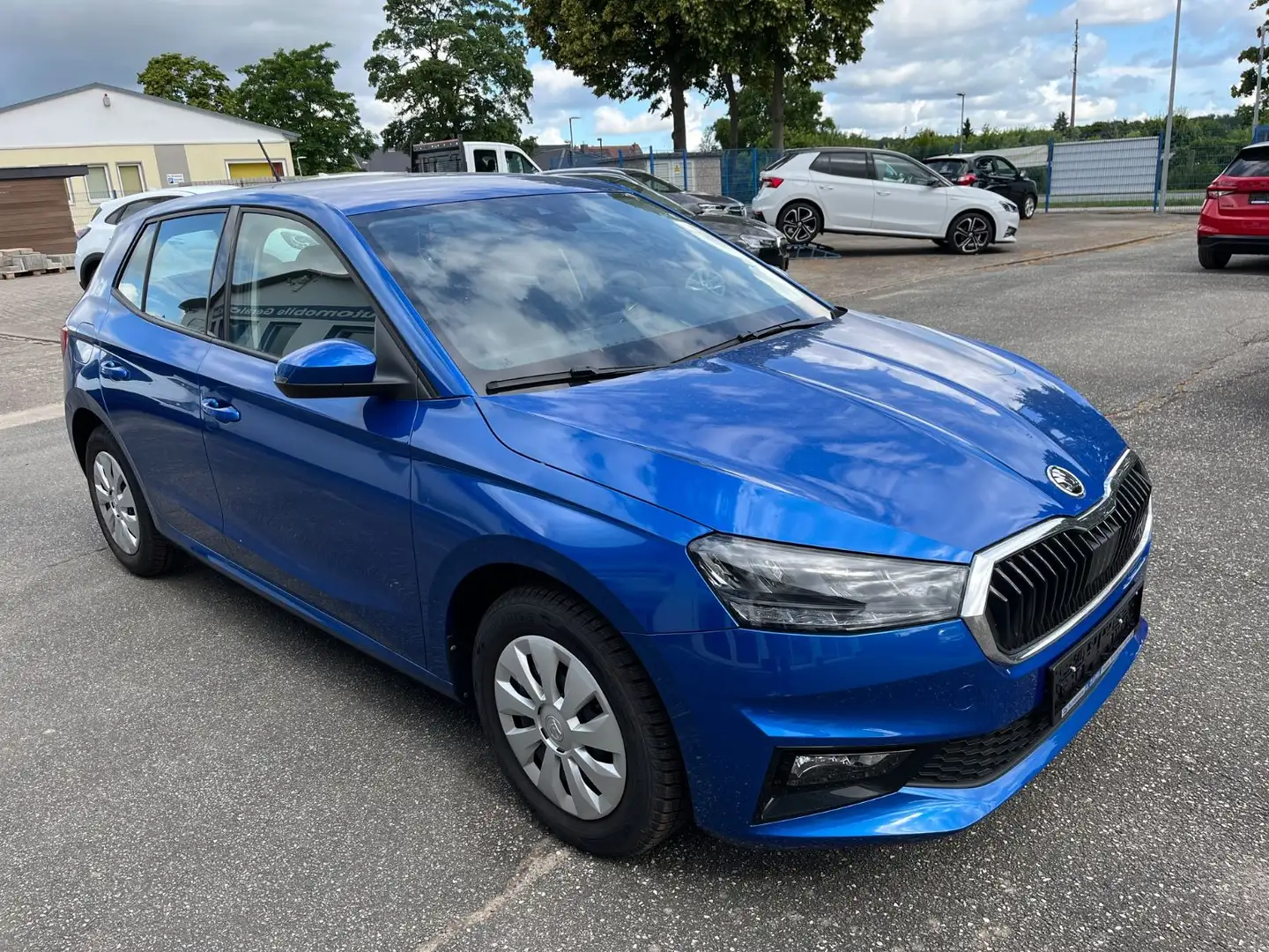 Skoda Fabia 1,0 *Selection* 5 Jahre Garantie/Klima/LED Blau - 2