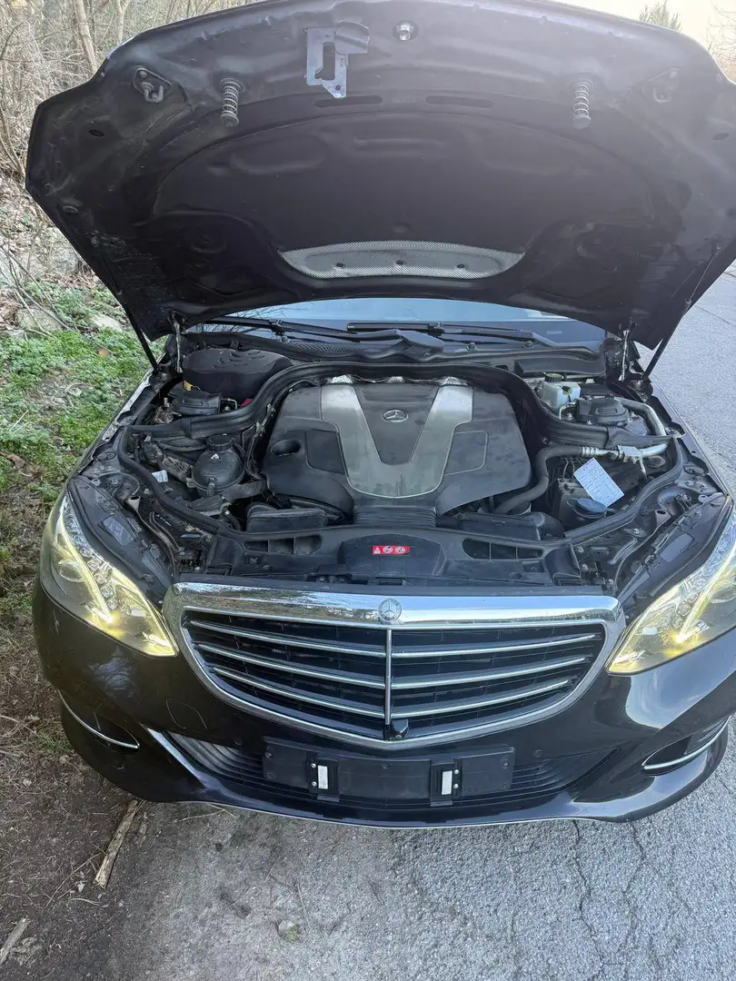 Mercedes-Benz E 350 E 350 BlueTEC T Elegance A-Edition Plus Aut. Elegance A-Edition PLUS Schwarz - 1