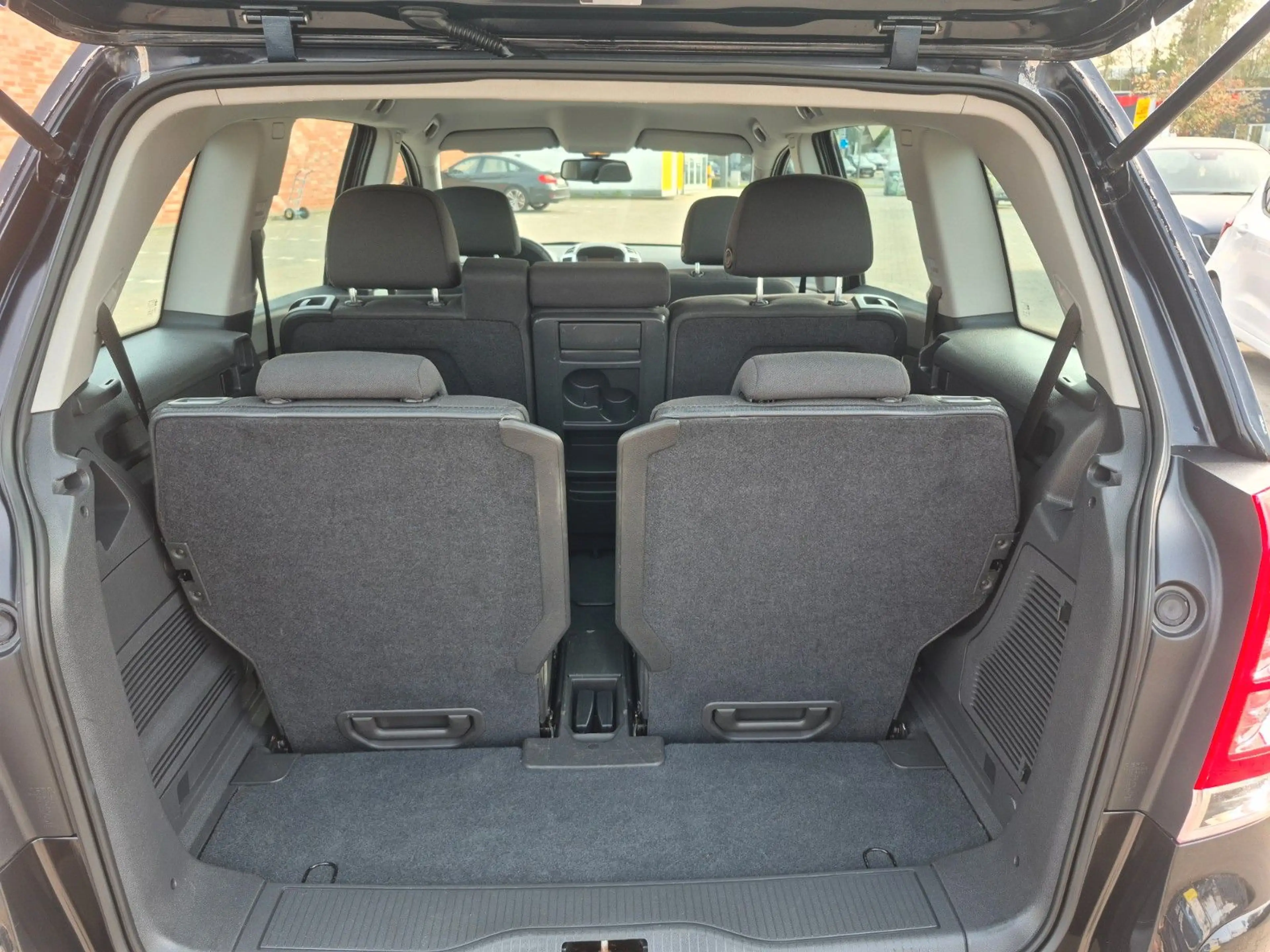 Opel Zafira B Edition Klima AHK Garantie 7 Sitzer — photo 8