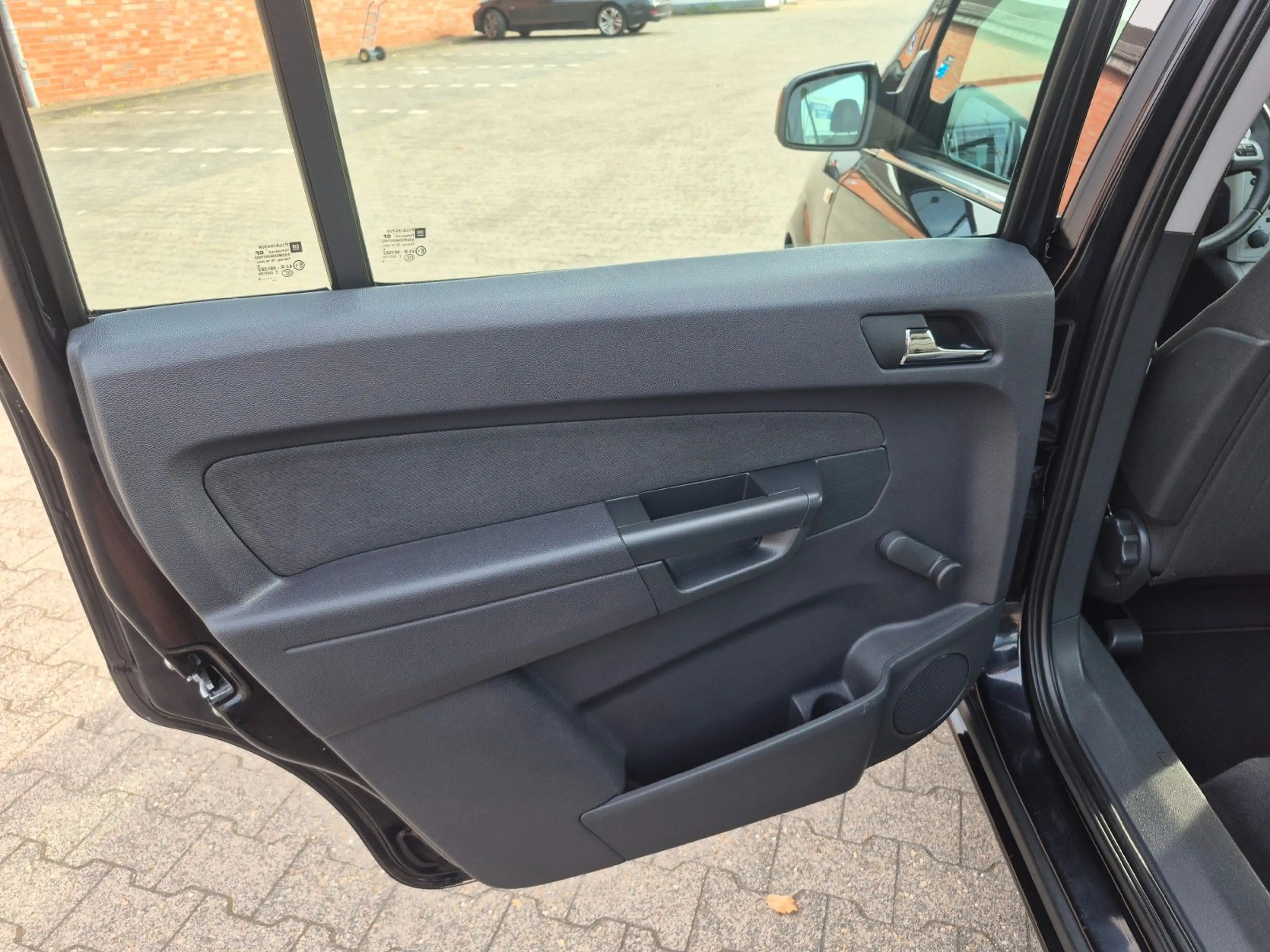 Opel Zafira B Edition Klima AHK Garantie 7 Sitzer — photo 15