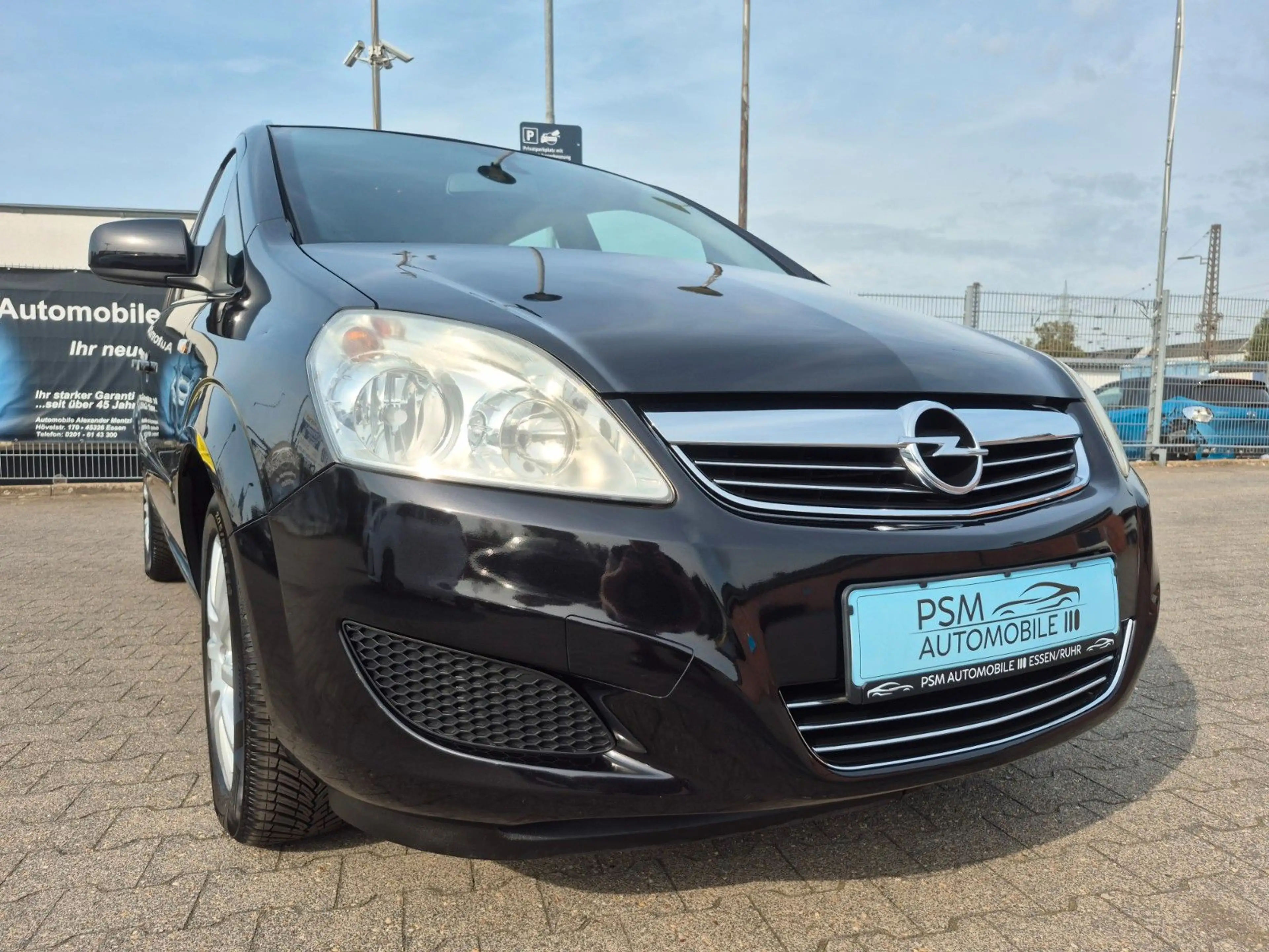 Opel Zafira B Edition Klima AHK Garantie 7 Sitzer — photo 3