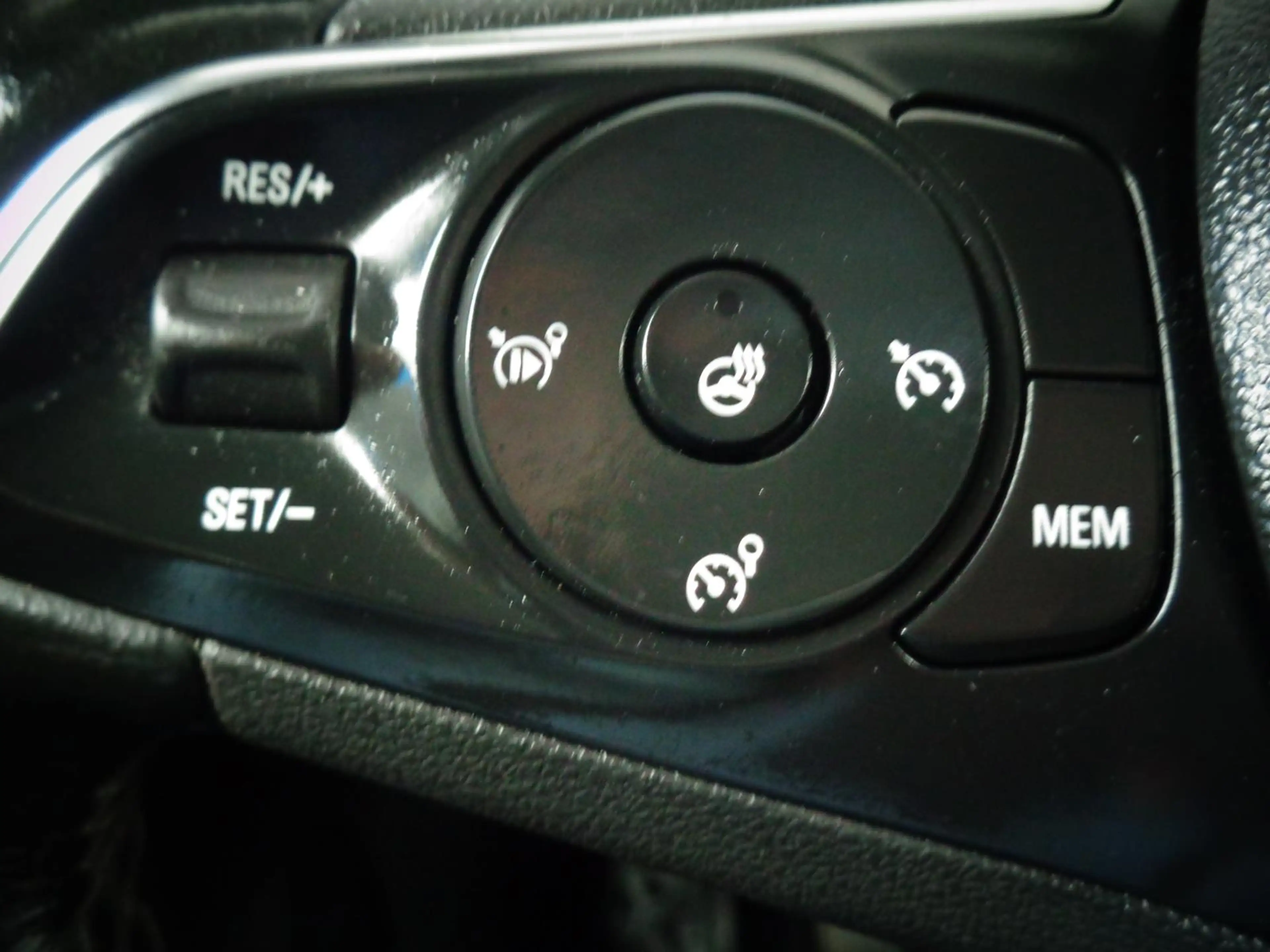 Opel Combo Life Edition Klimaaut.Navi.SHZ.Kamera,AHK — photo 8