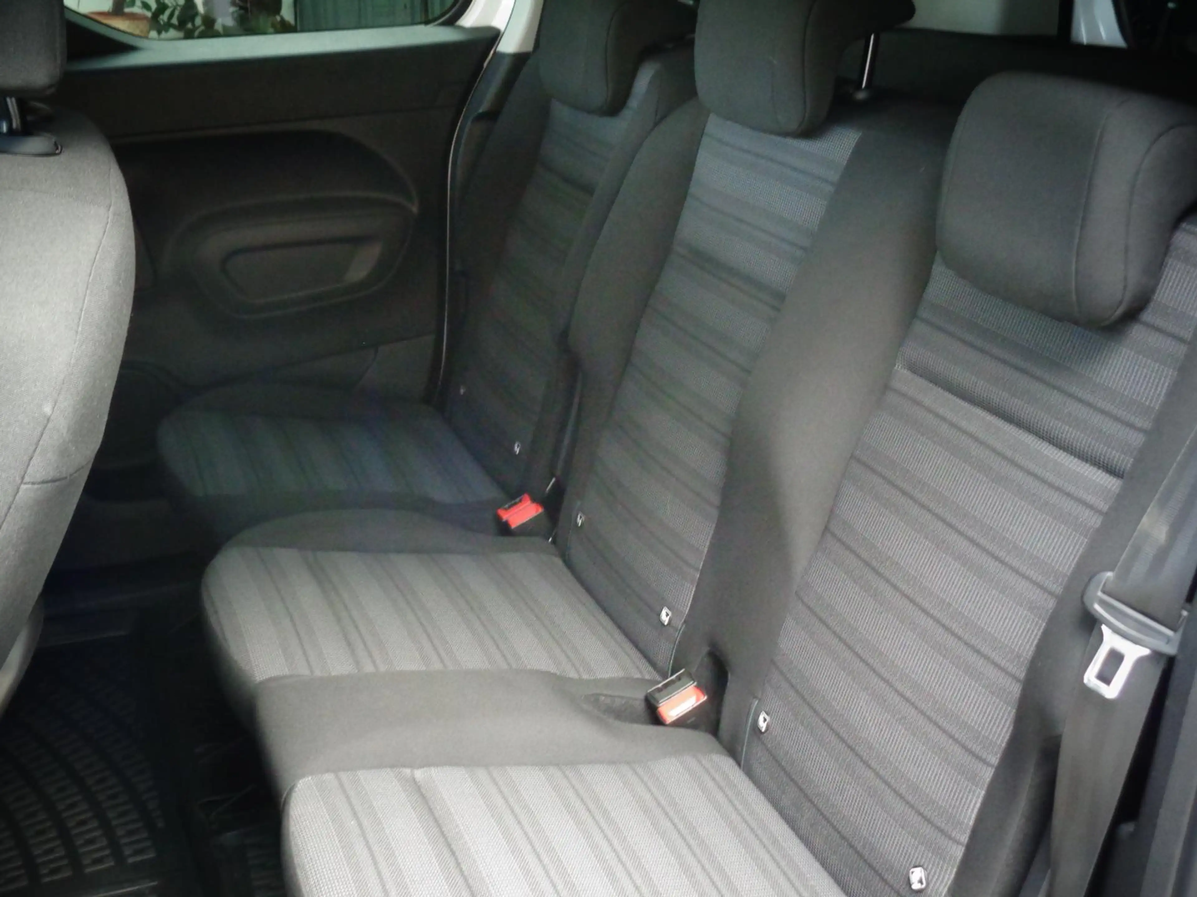 Opel Combo Life Edition Klimaaut.Navi.SHZ.Kamera,AHK — photo 14