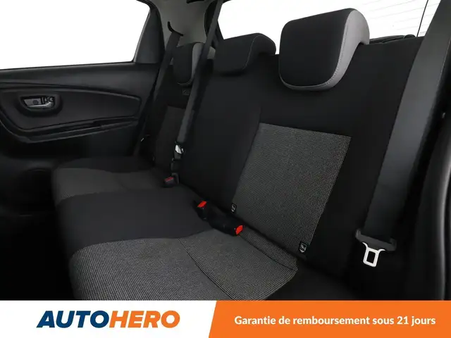 Toyota Yaris view 14