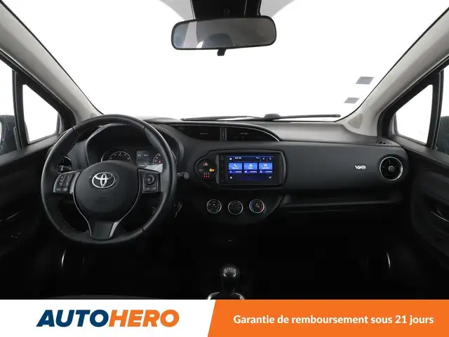 Toyota Yaris view 12