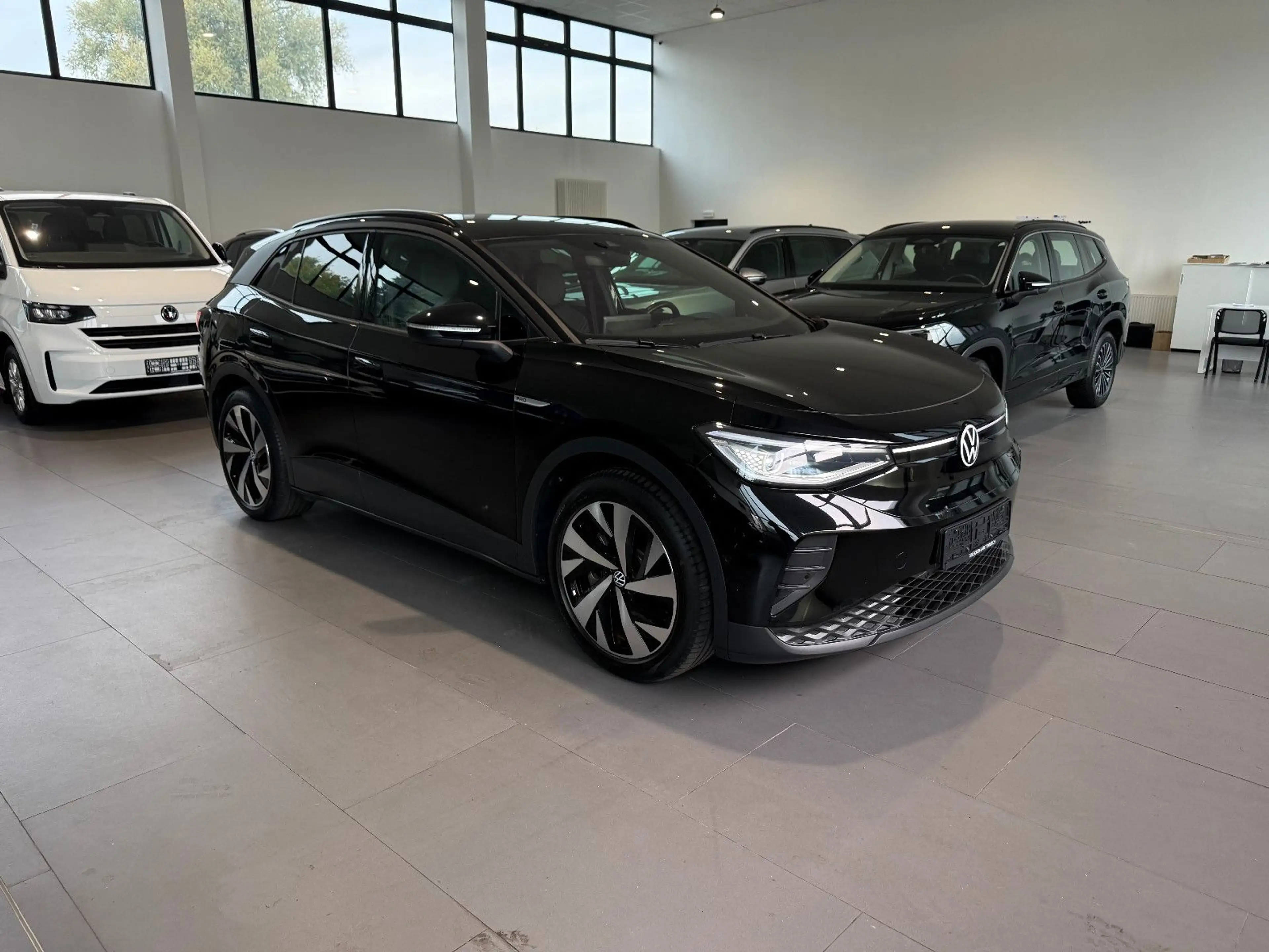 Volkswagen ID.4 Pro Performance 150 kW HUD/MATRIX/KAM/AHK — photo 3