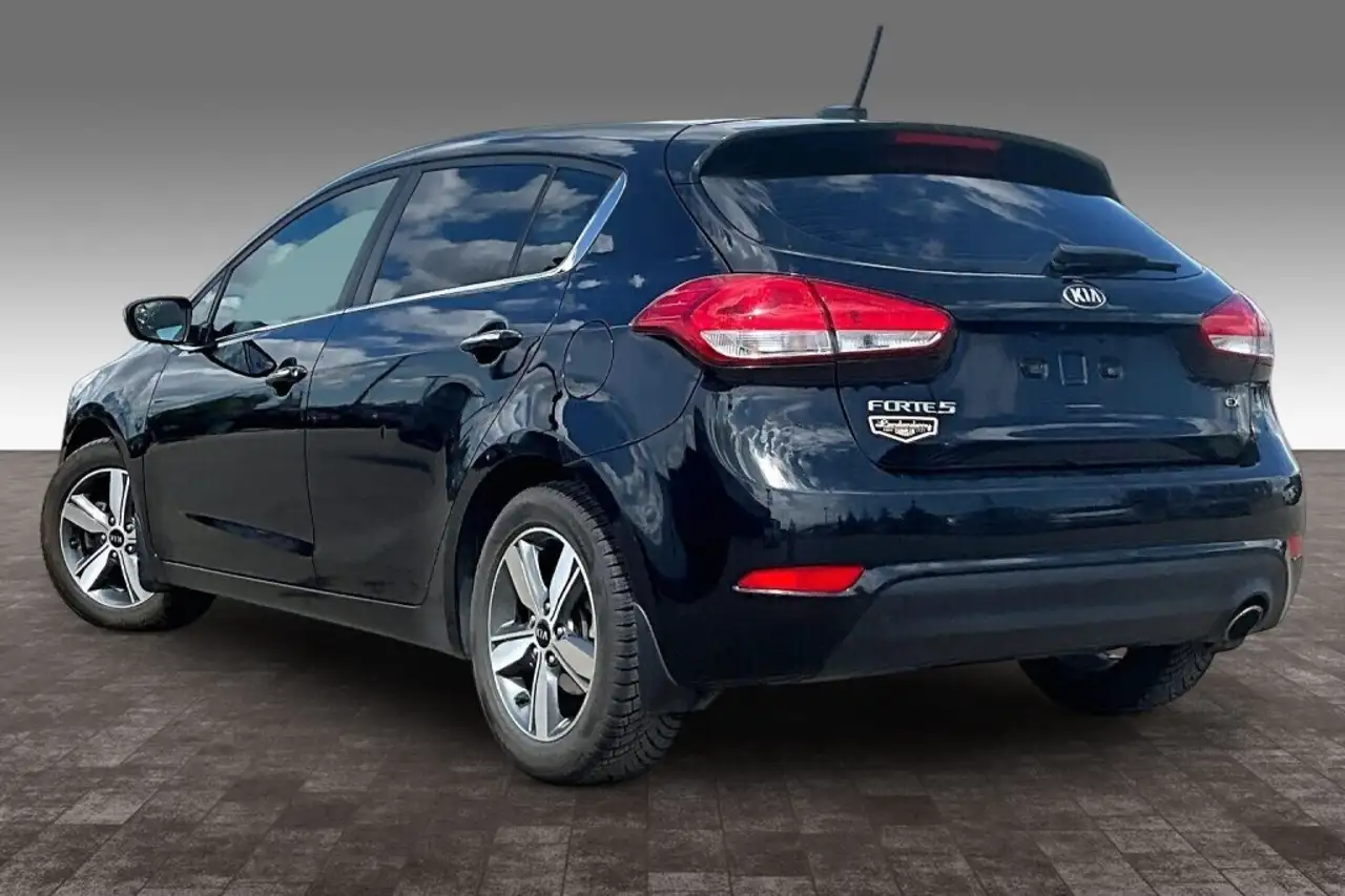 Kia Forte fotografie Kia Forte