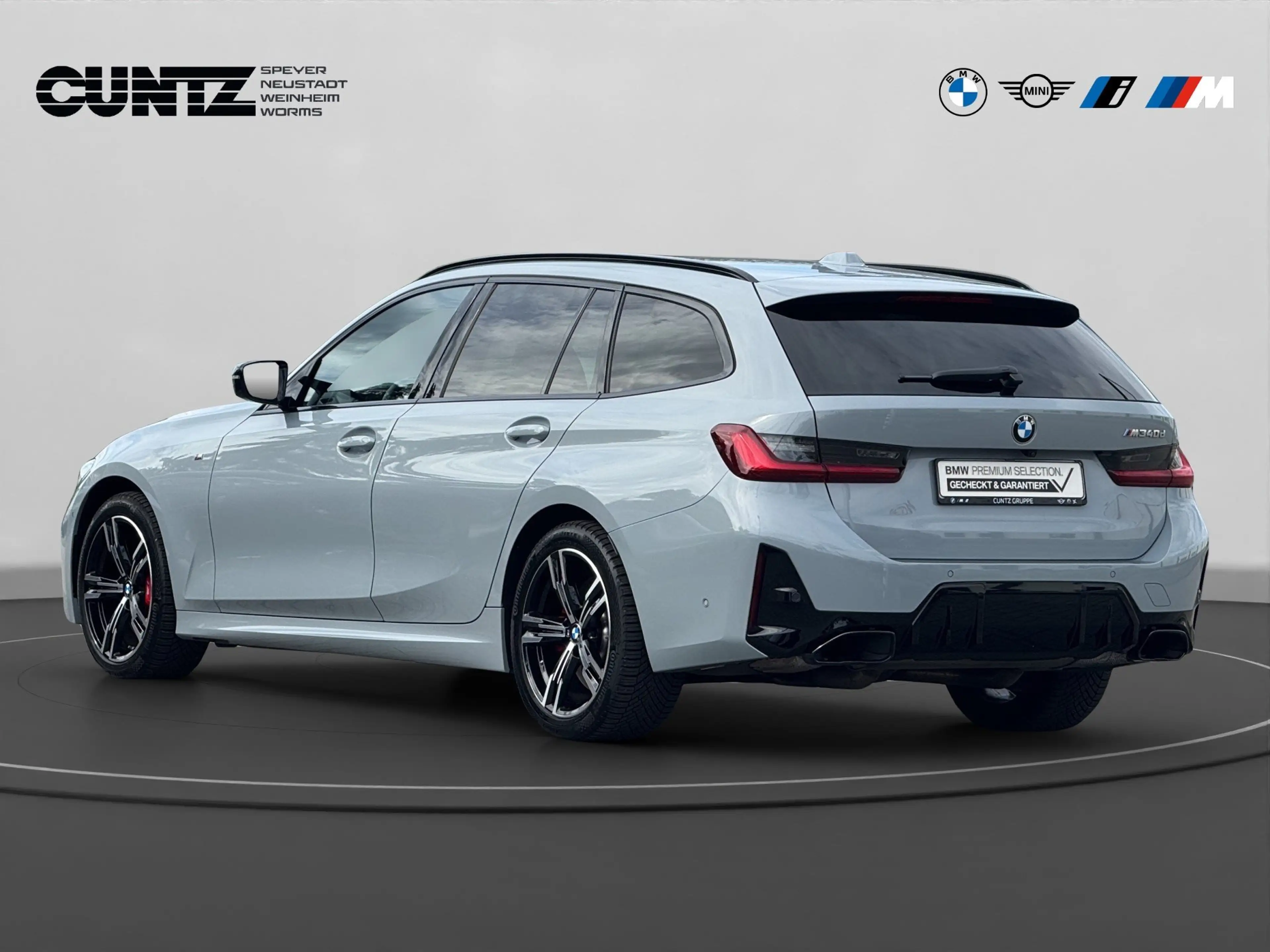 BMW 340 M340d xDrive Touring M Paket Pro Panorama Harman/K — photo 8