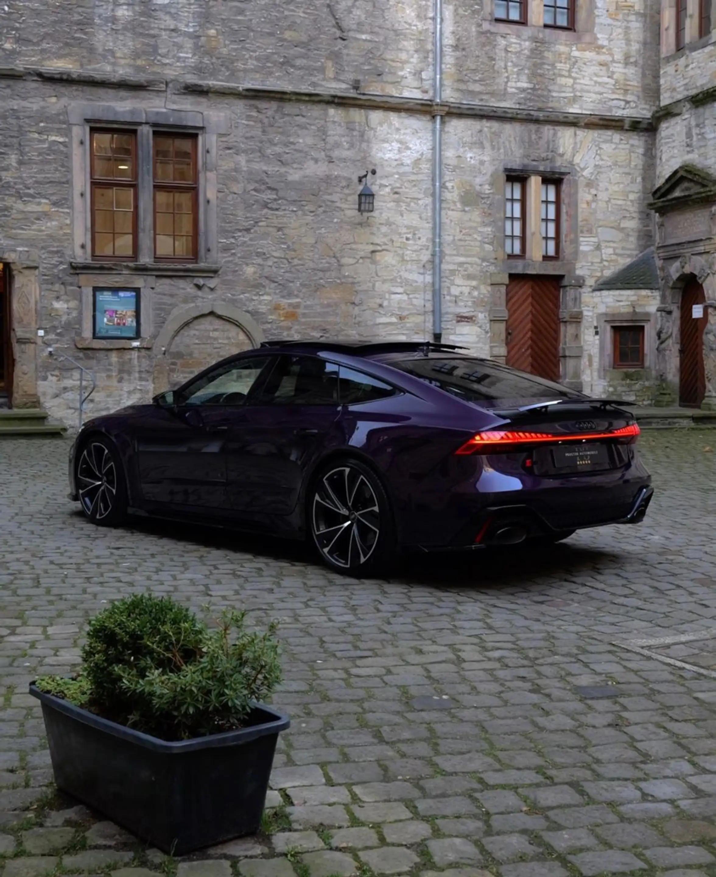 Audi RS7 Sportback 4.0 TFSI Keramik*B&O*Peform.*Pano — photo 4