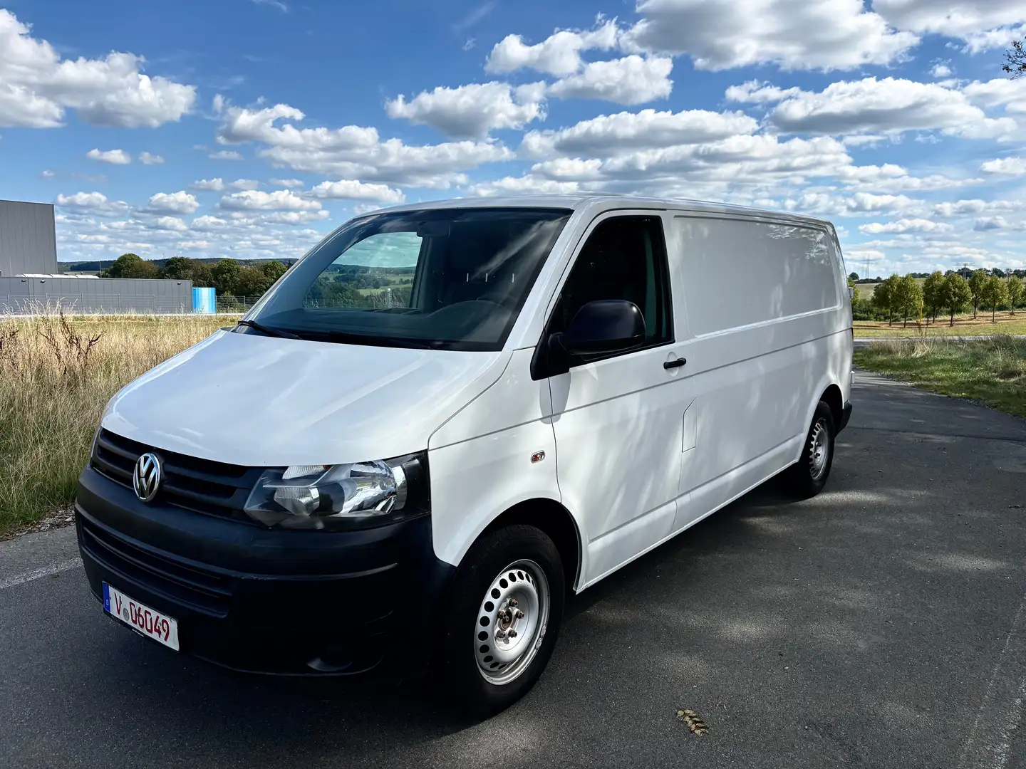 Volkswagen T5 Transporter Transporter T6 TDI 140PS 4MOTION lang! Weiß - 1