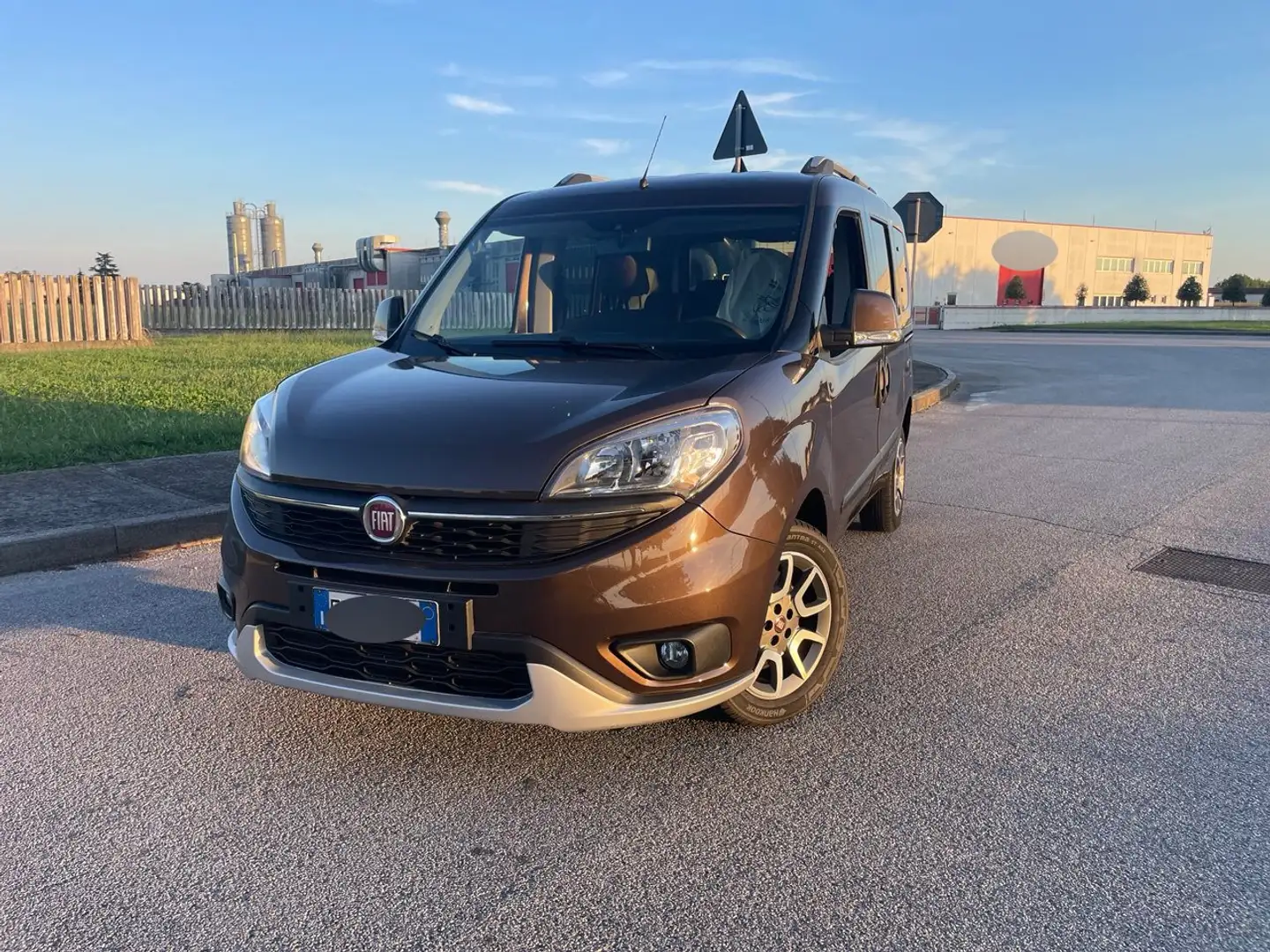 Fiat Doblo Doblo II 2015 1.6 mjt 16v Trekking 95cv 7posti - 1