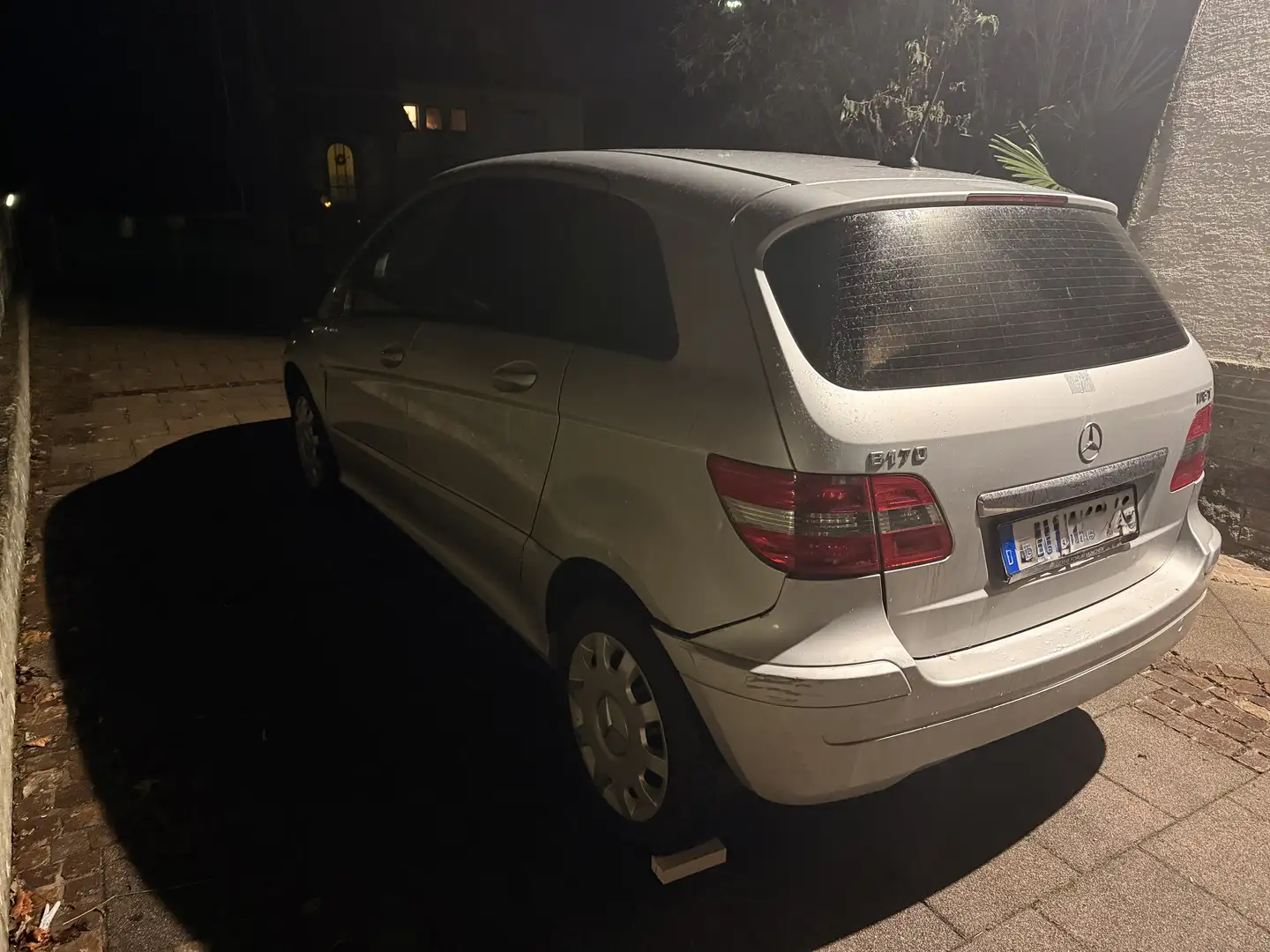 Mercedes-Benz B 170 NGT BlueEFFICIENCY Srebrny - 1