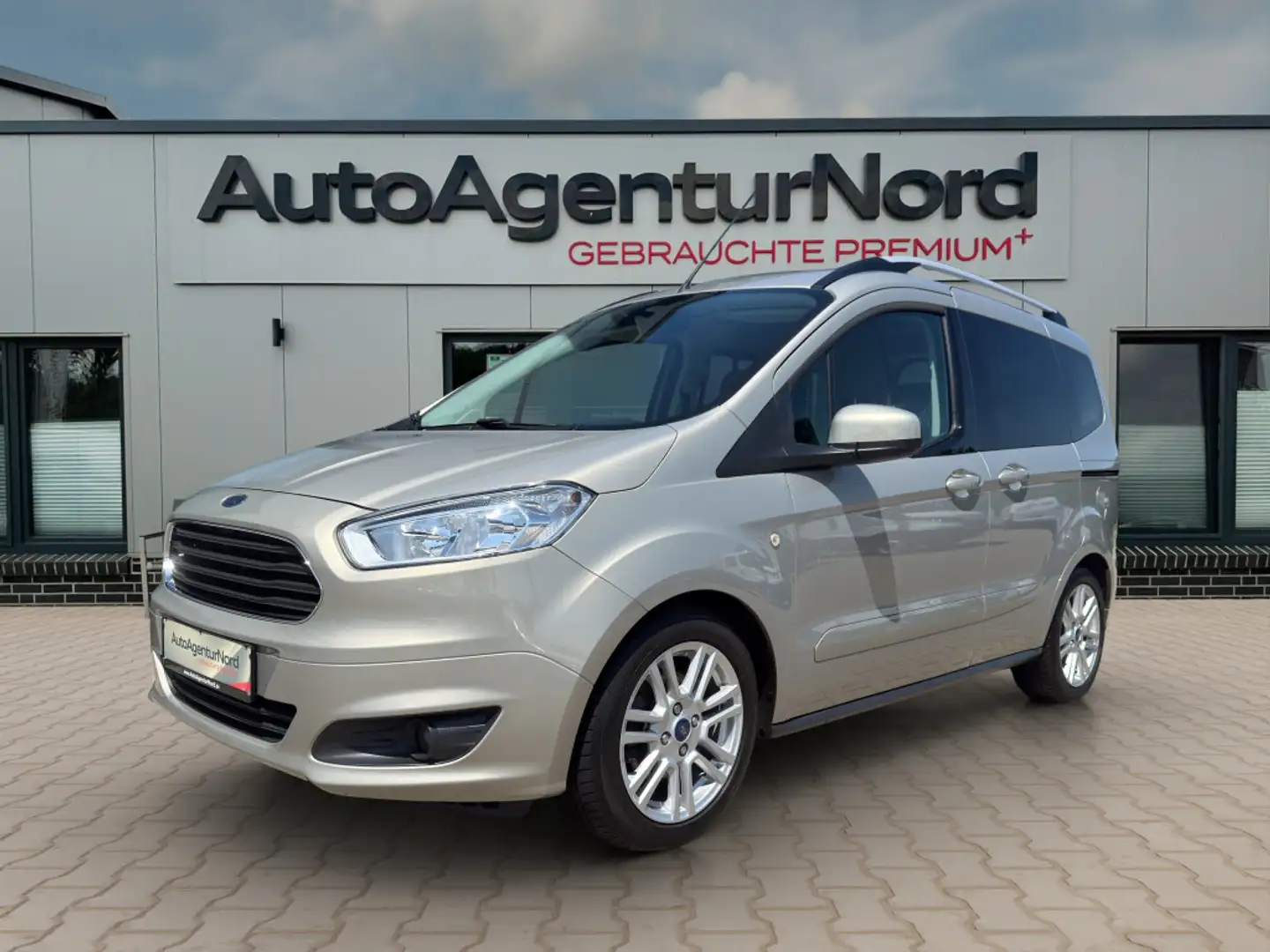Ford Tourneo Courier Titanium 1.0 EcoBoost SHZ+PDC Сірий - 1