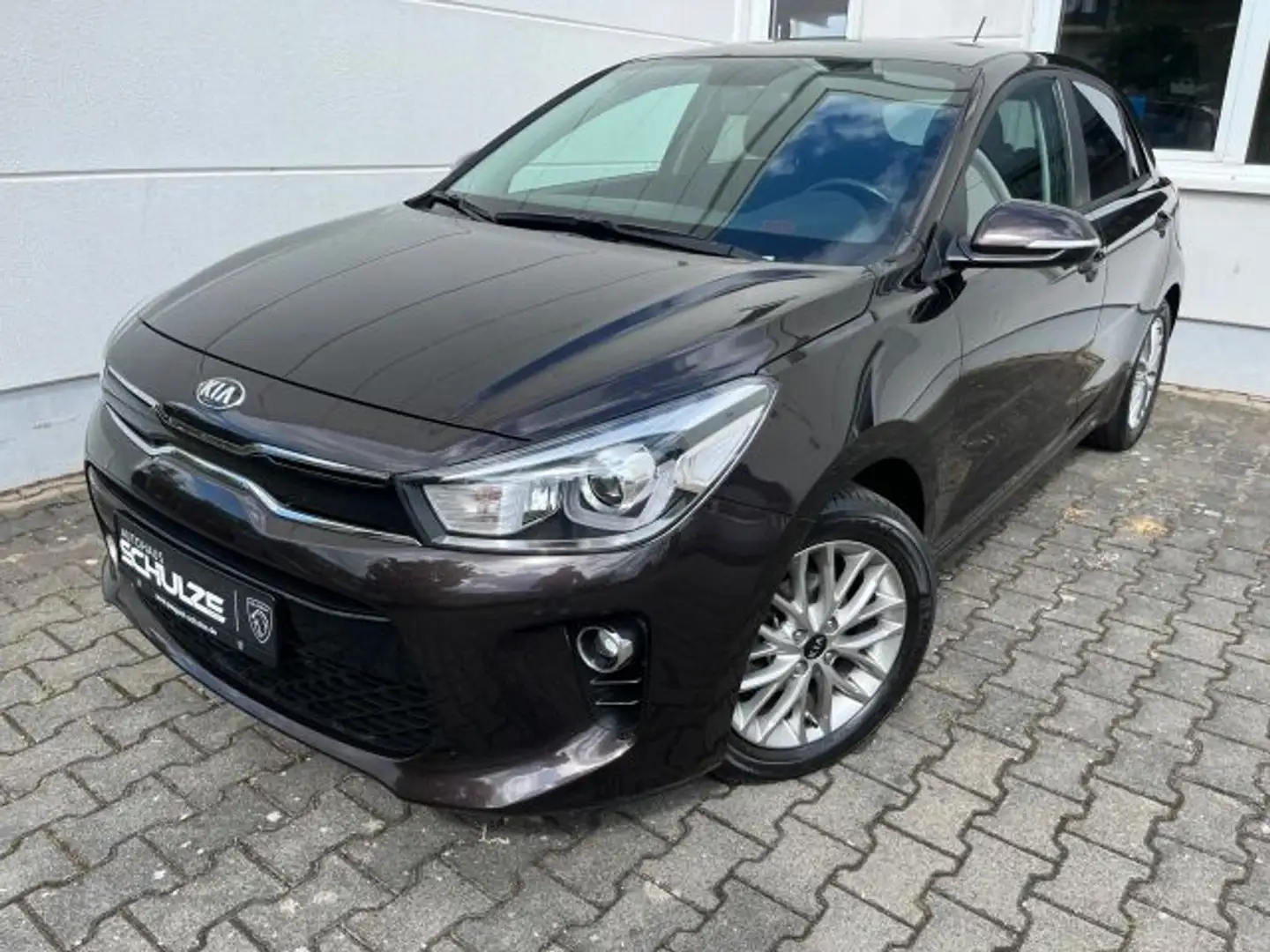 Kia Rio 1.2 Dream-Team Edition Brun - 1