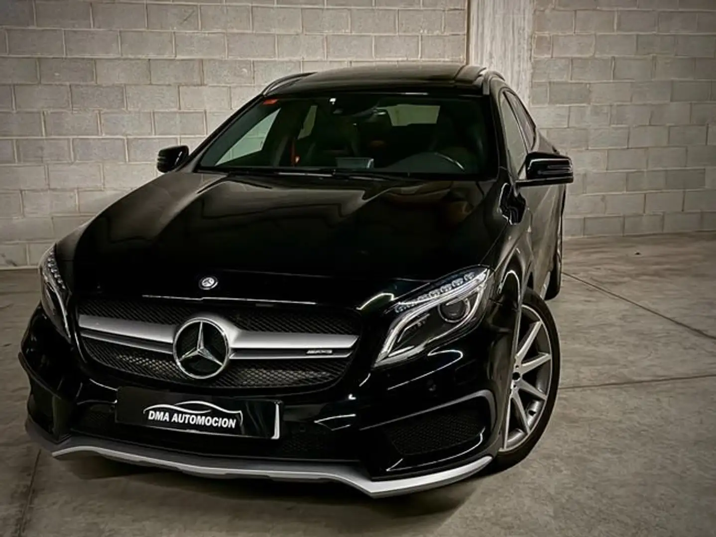 Mercedes-Benz GLA 45 AMG 4MATIC Negro - 2