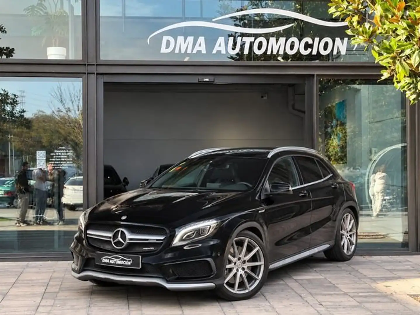 Mercedes-Benz GLA 45 AMG 4MATIC Negro - 1