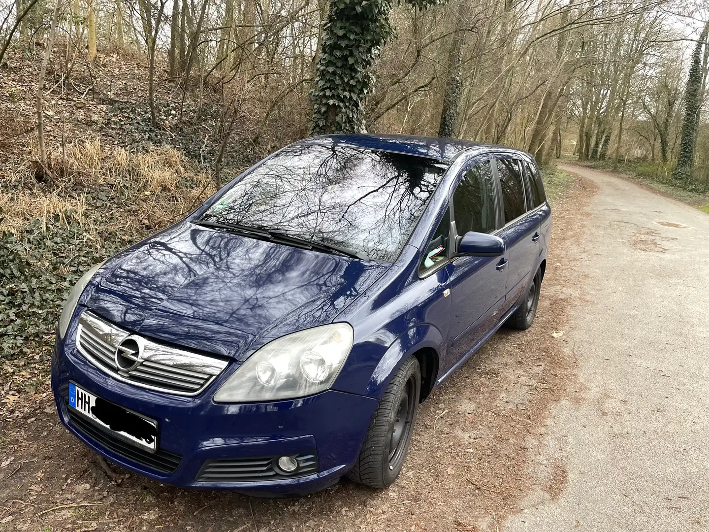 Opel Zafira Zafira Diesel 1.9 CDTI Sport Blau - 2