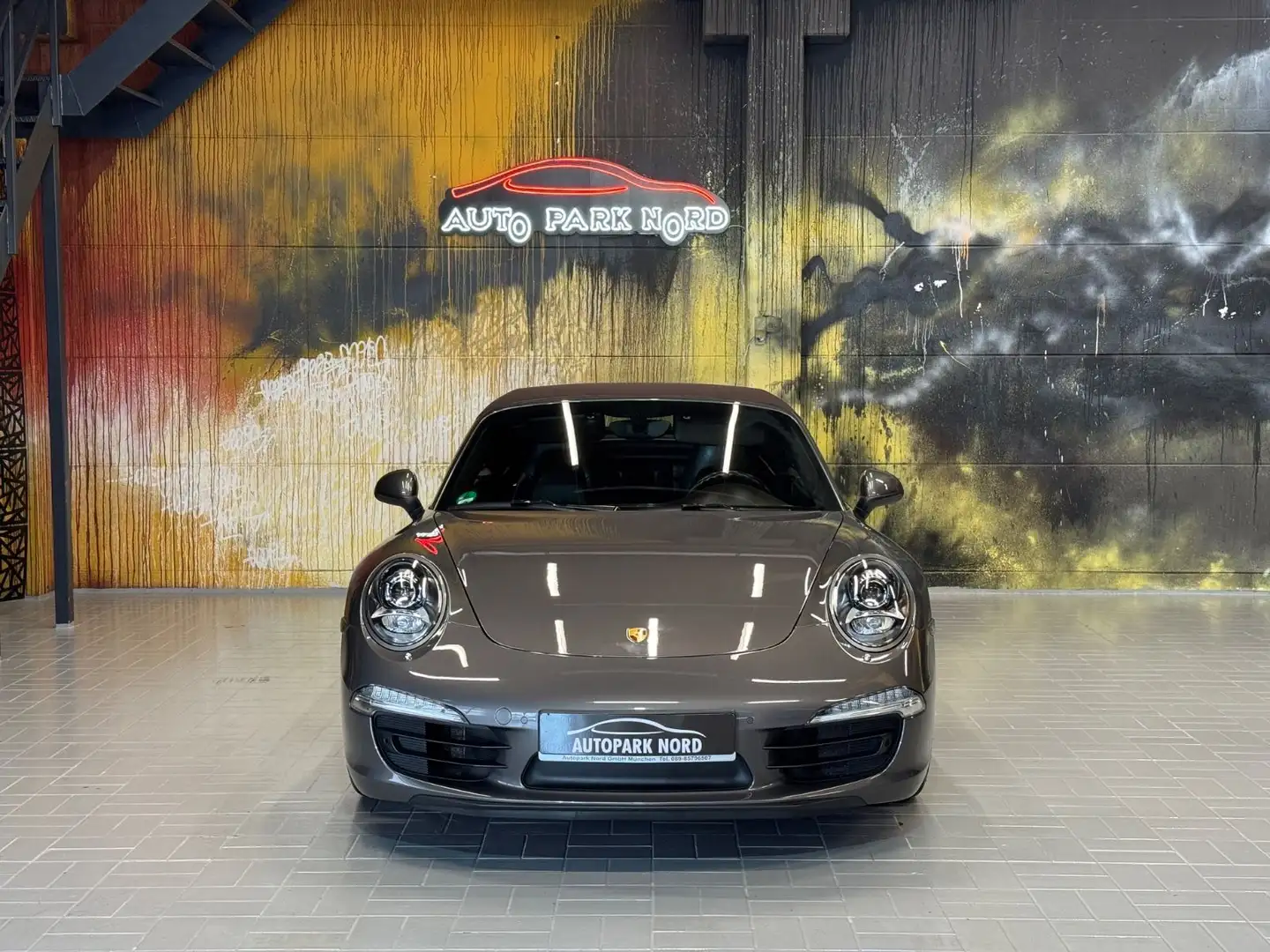 Porsche 911 Carrera 4 Cabrio PDK~LEDER~SPORTABGAS~20" Grau - 2