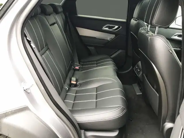 Land Rover Range Rover Velar view 5