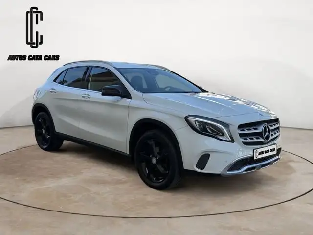 Mercedes-Benz GLA 220 220d 4Matic 7G-DCT 177