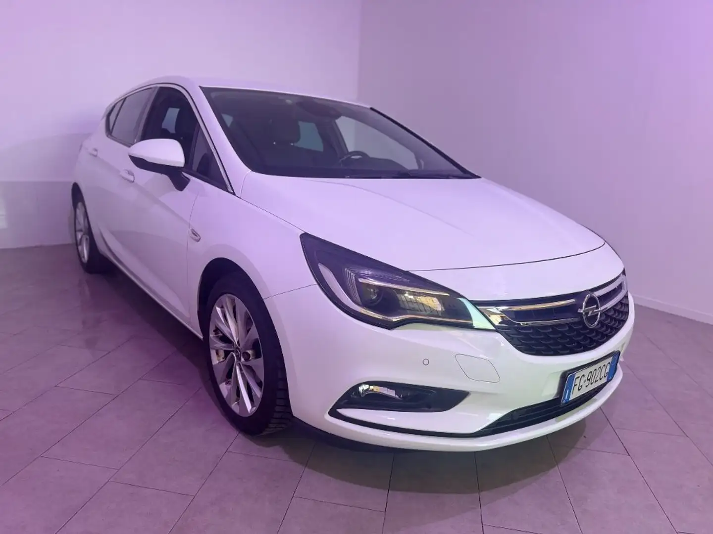 Opel Astra 1.0 Turbo ecoFLEX Start&Stop 5 porte Innovation Blanc - 2