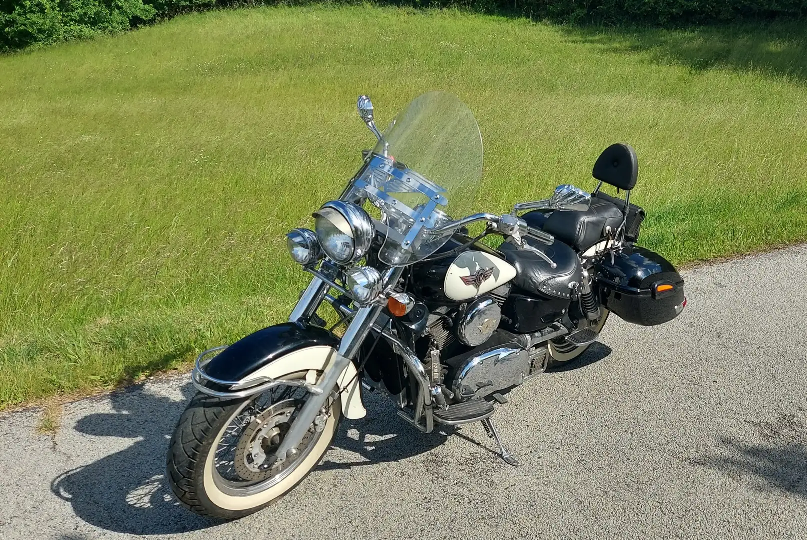 Kawasaki VN 1500 CLASSIC in Sonderlackierung Harley-Optik Weiß - 2
