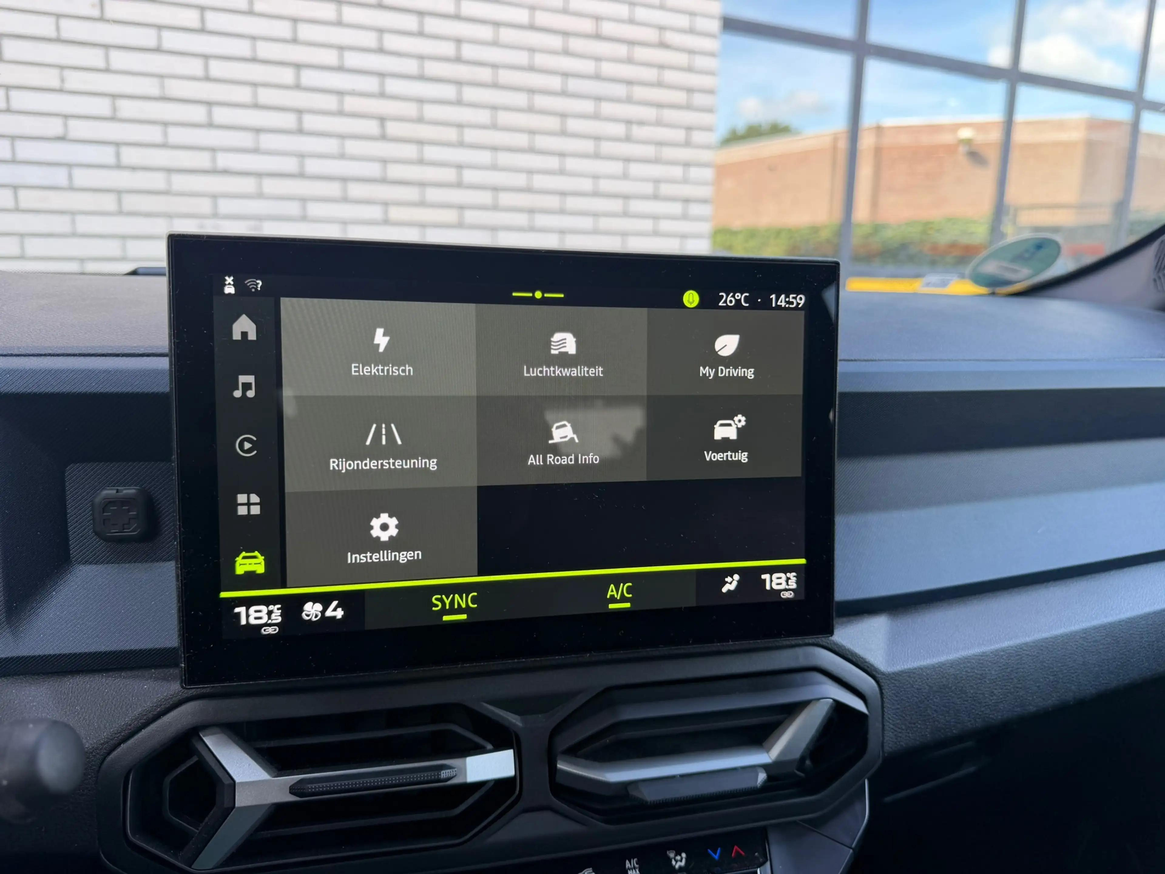 Dacia Bigster 1.8 Hybrid 155 Expression, lage kilometers — photo 17