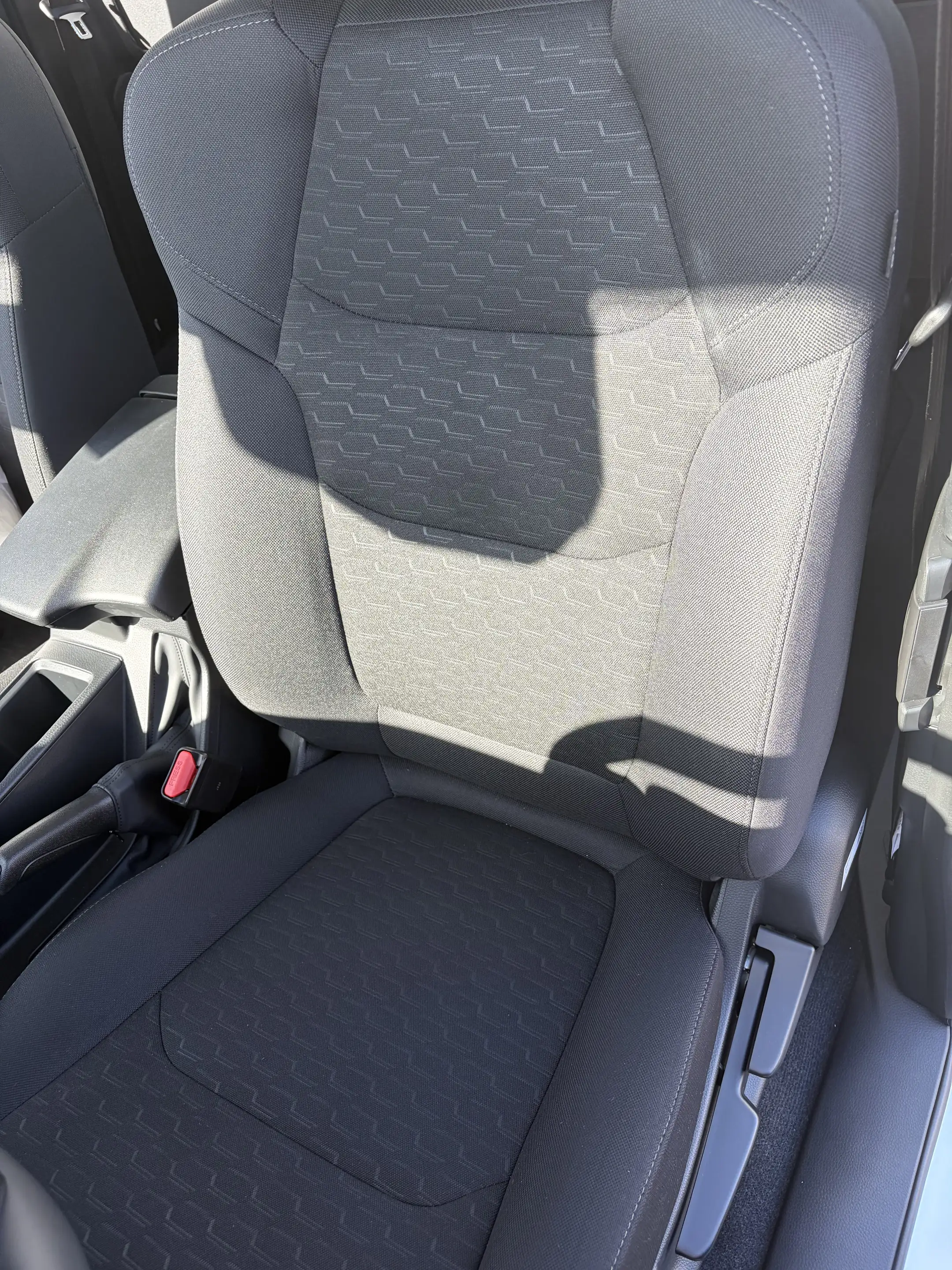 Isuzu D-Max 2.2, Double Cab 4WD Autm. LS — photo 8