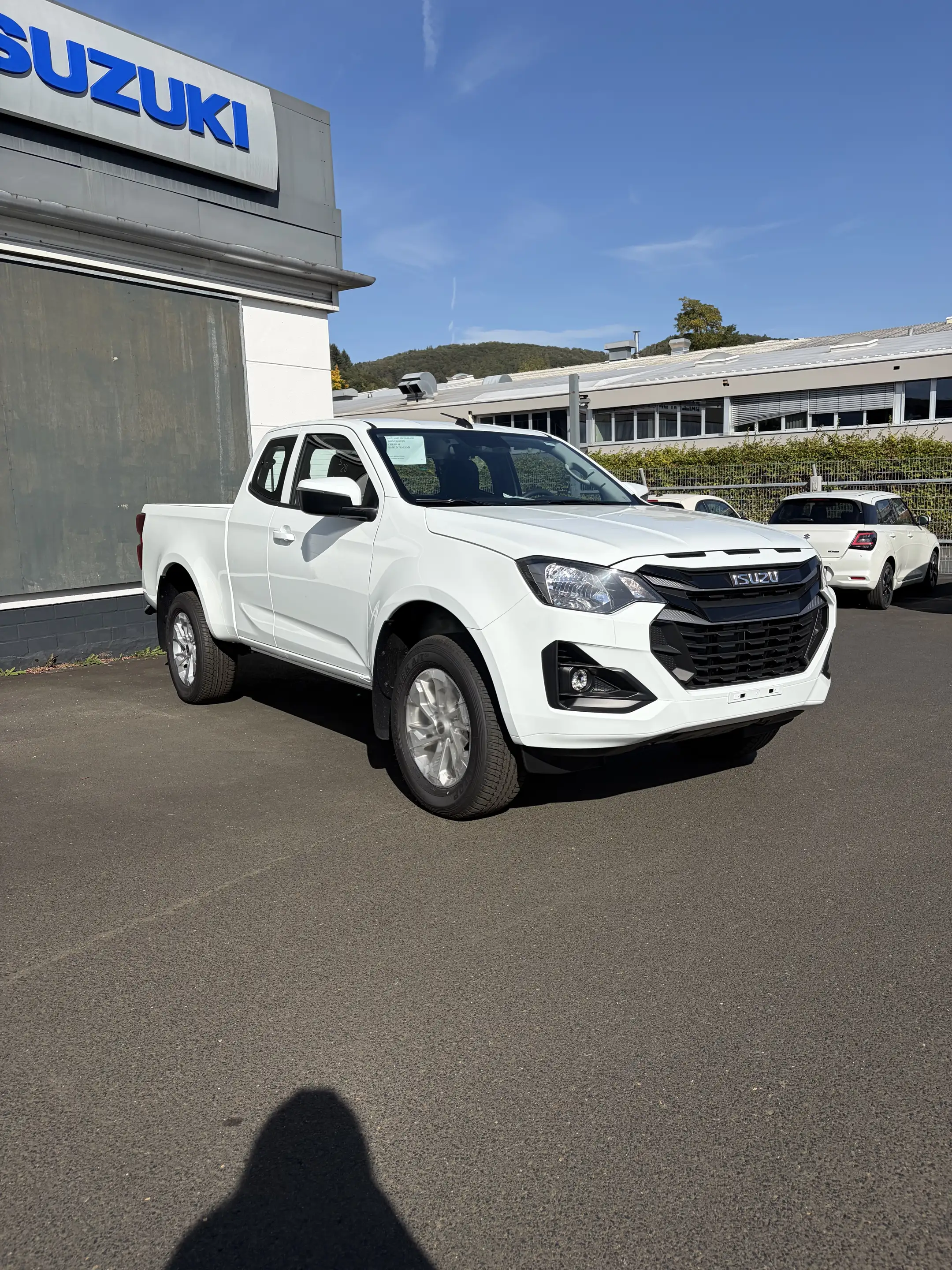 Isuzu D-Max 2.2, Double Cab 4WD Autm. LS — photo 3