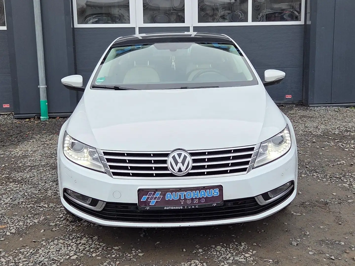Volkswagen CC Bi-Xenon, Leder, Navi, Panorama, Tempomat, LM-Felg Weiß - 2