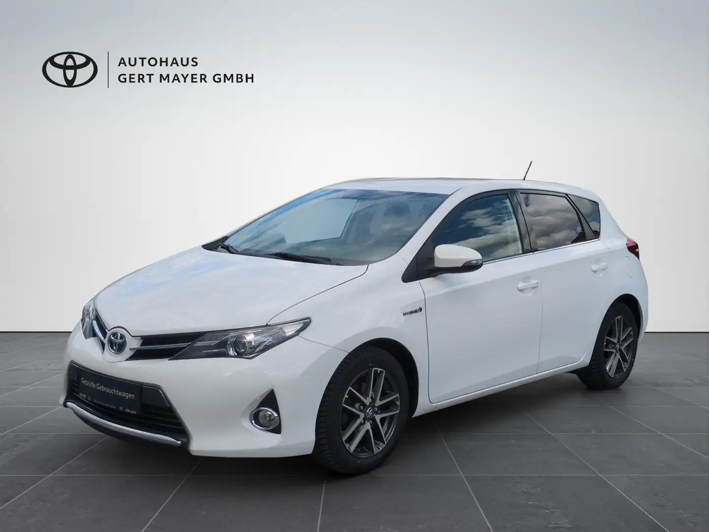 Toyota Auris Hybrid Active Weiß - 1