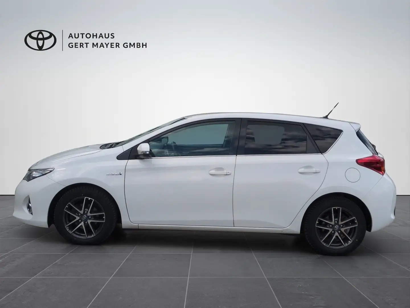 Toyota Auris Hybrid Active Weiß - 2