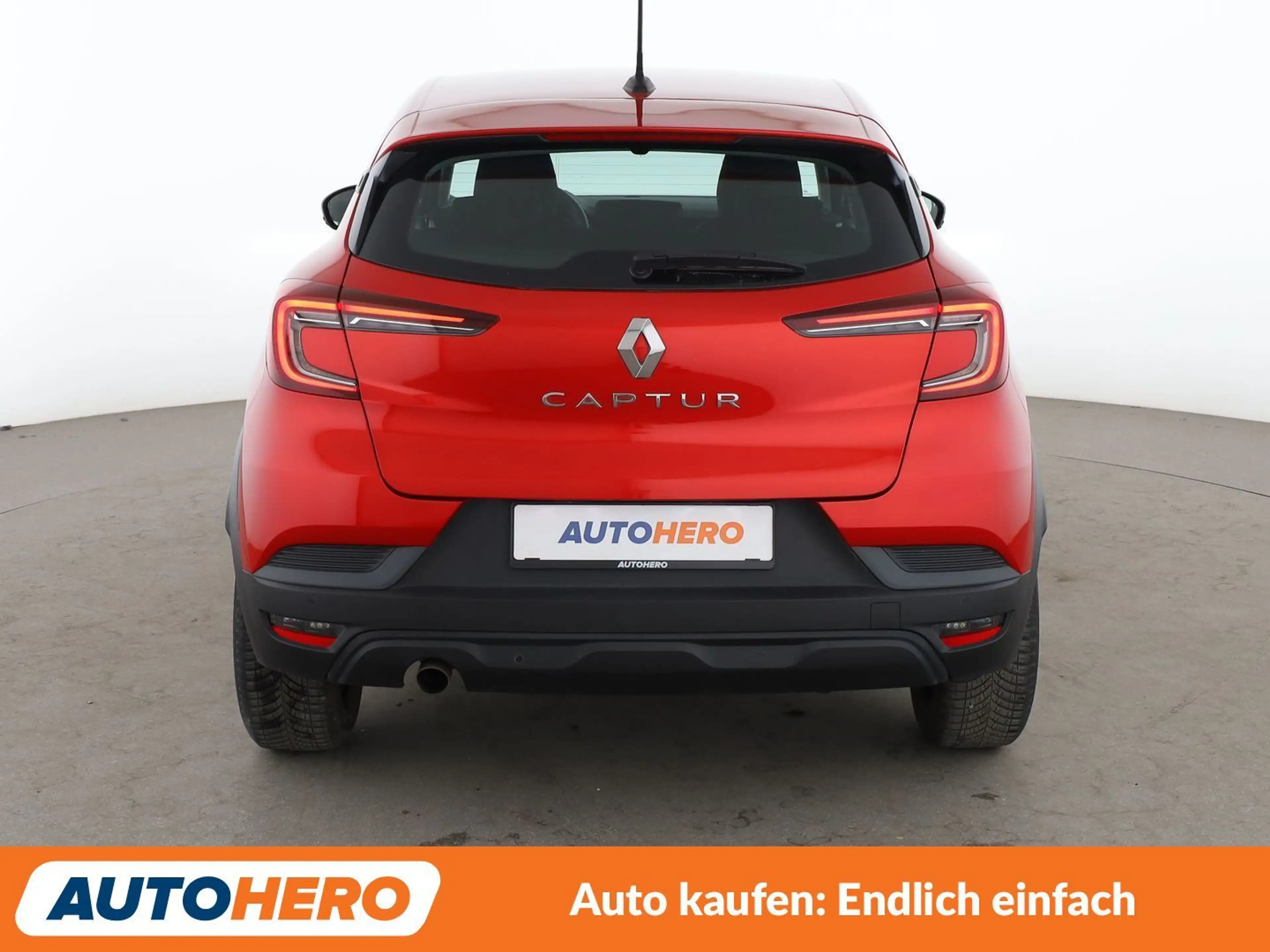 Renault Captur 1.0 TCe Life *TEMPO*PDC* — photo 5