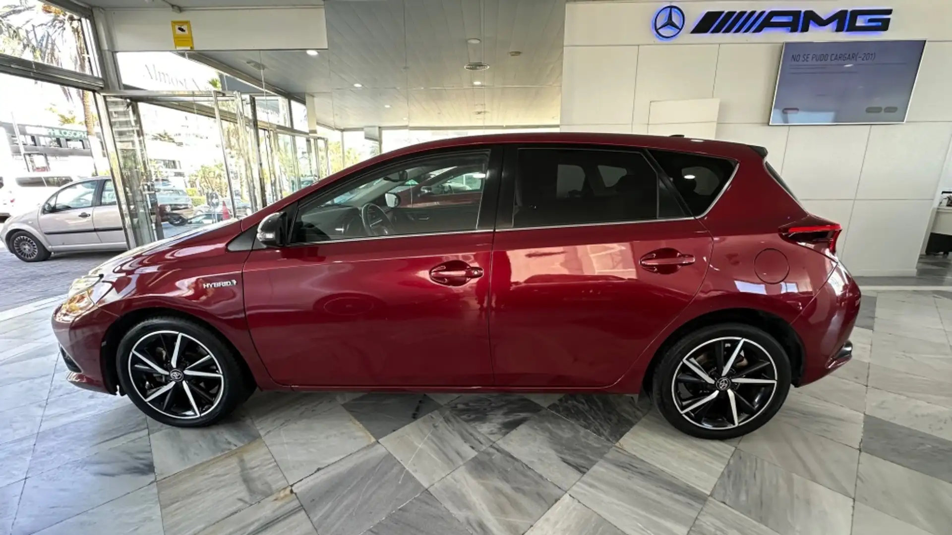Toyota Auris hybrid 140H Feel! Burdeos - 2