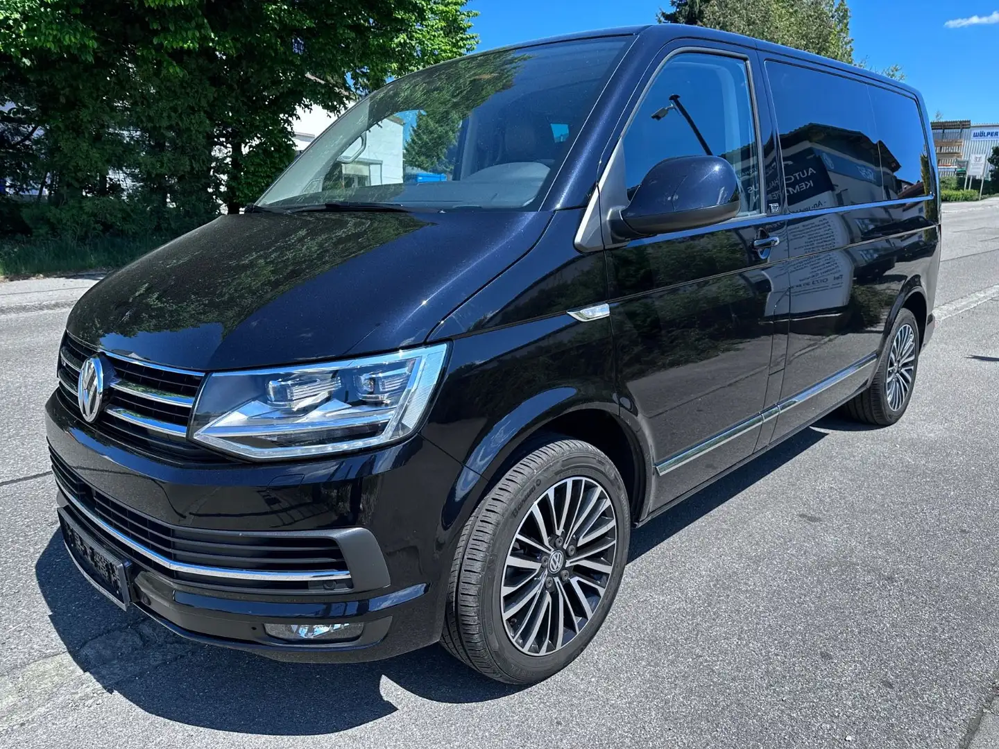 Volkswagen T6 Transporter Multivan Generation Six 4Motion Noir - 2
