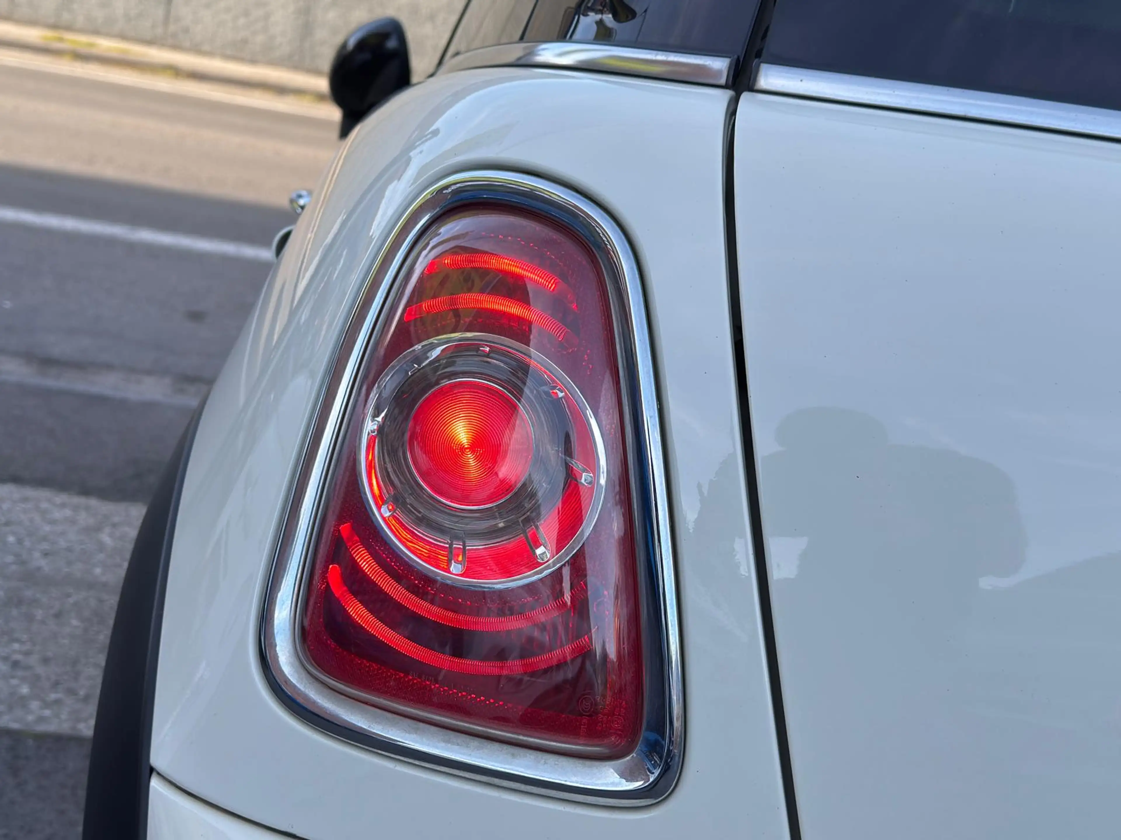 MINI One D Mini 1.6 D ° TOIT PANO ° XENON ° CUIR ° CLIM ° GARANTI 12 MOIS !!! — photo 10