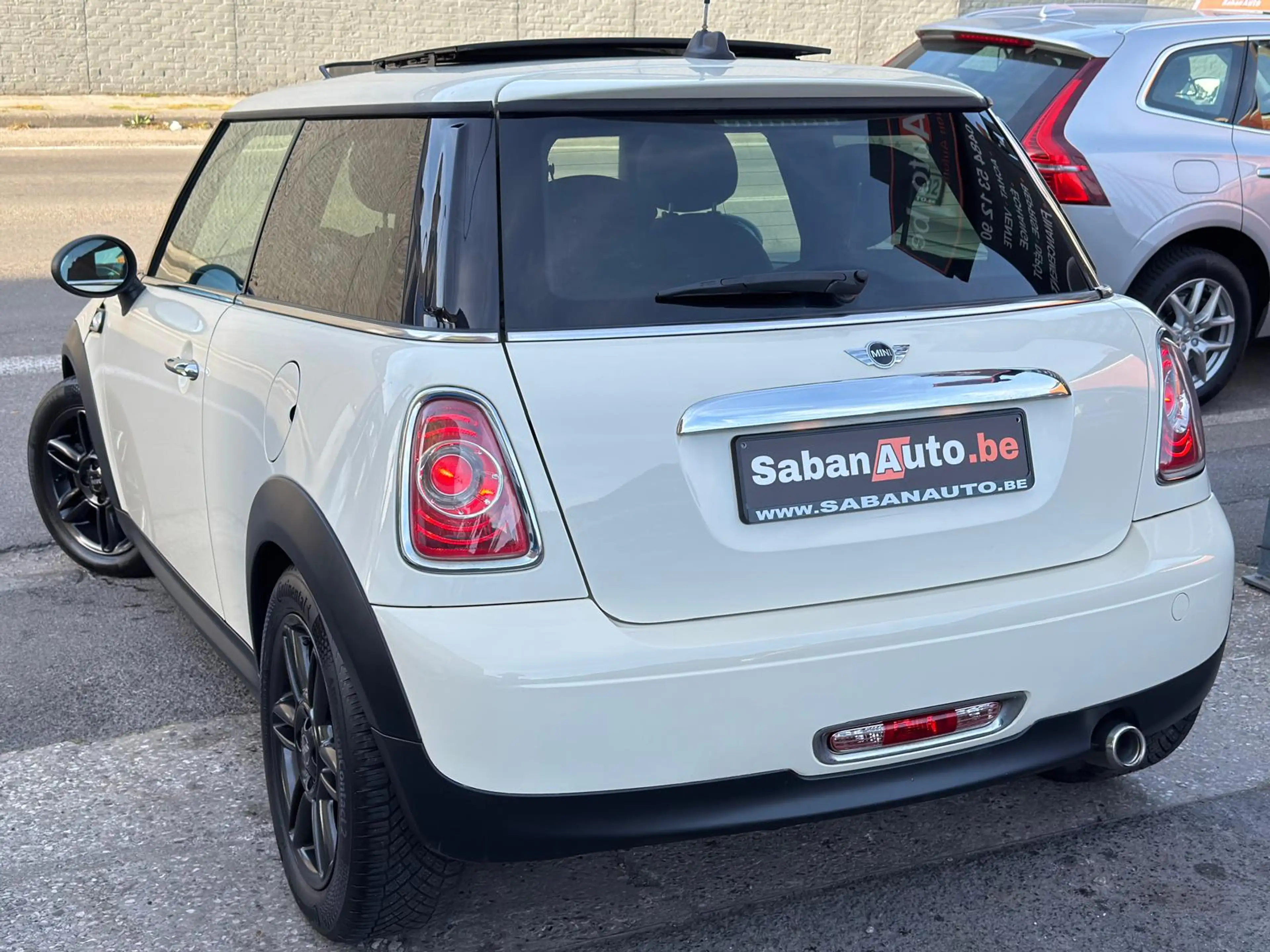 MINI One D Mini 1.6 D ° TOIT PANO ° XENON ° CUIR ° CLIM ° GARANTI 12 MOIS !!! — photo 2