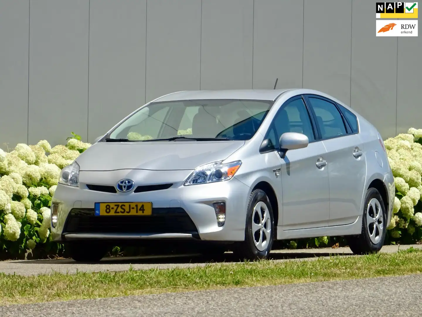 Toyota Prius 1.8 Executive / Climate / Cruise / Afn.Trekhaak Zilver - 1