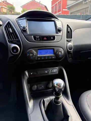 Hyundai Ix35 view 10