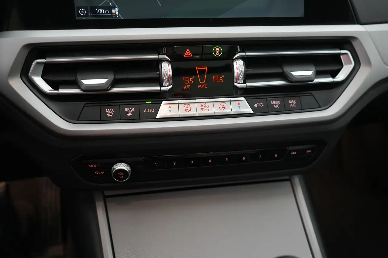 BMW 3 Series 3 Touring 318d Business+ LEDER/CUIR LED GPS PDC CA, миниатюра 24