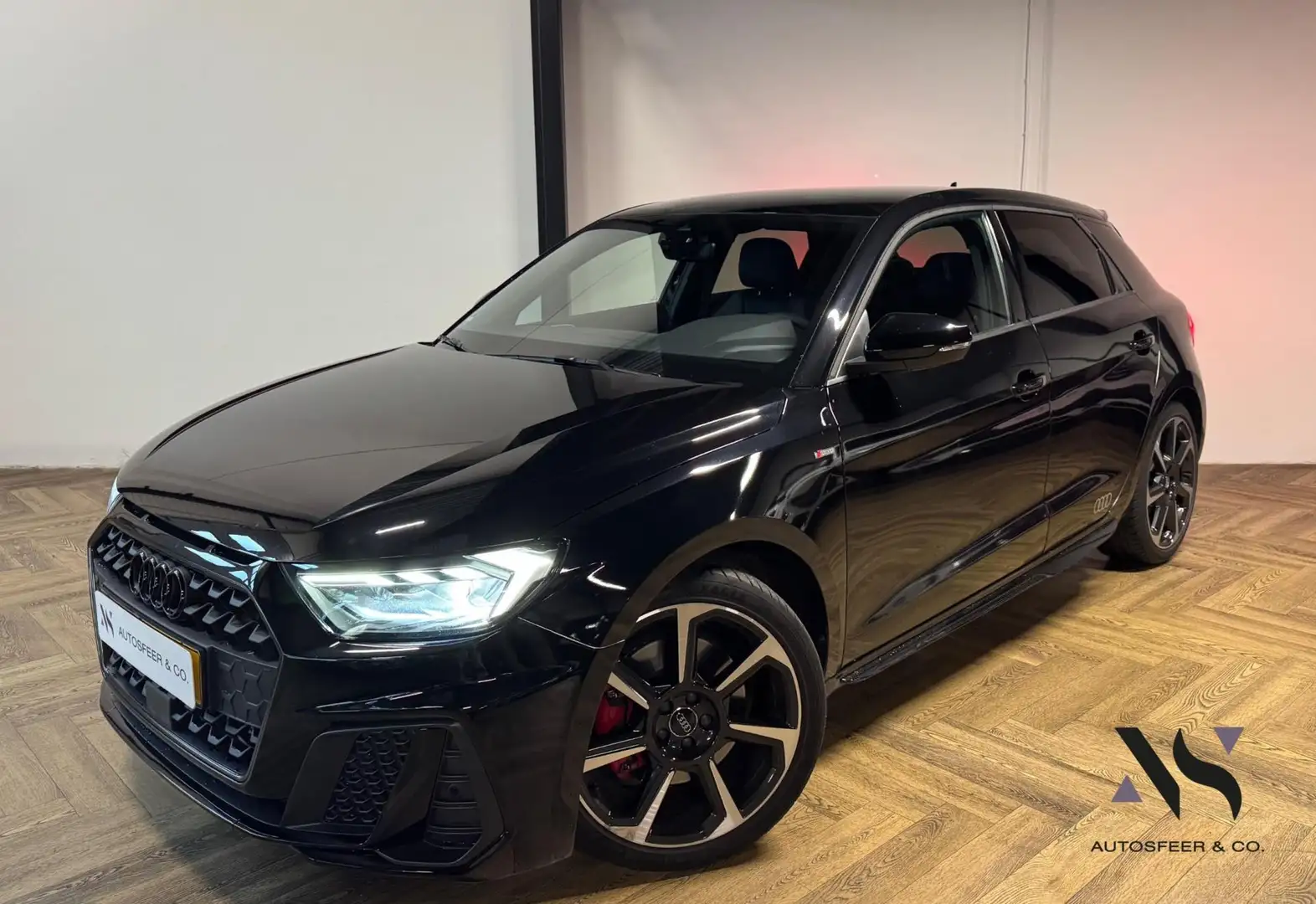 Audi A1 Sportback 40 TFSI S-line KEYLESS CAM Zwart - 1