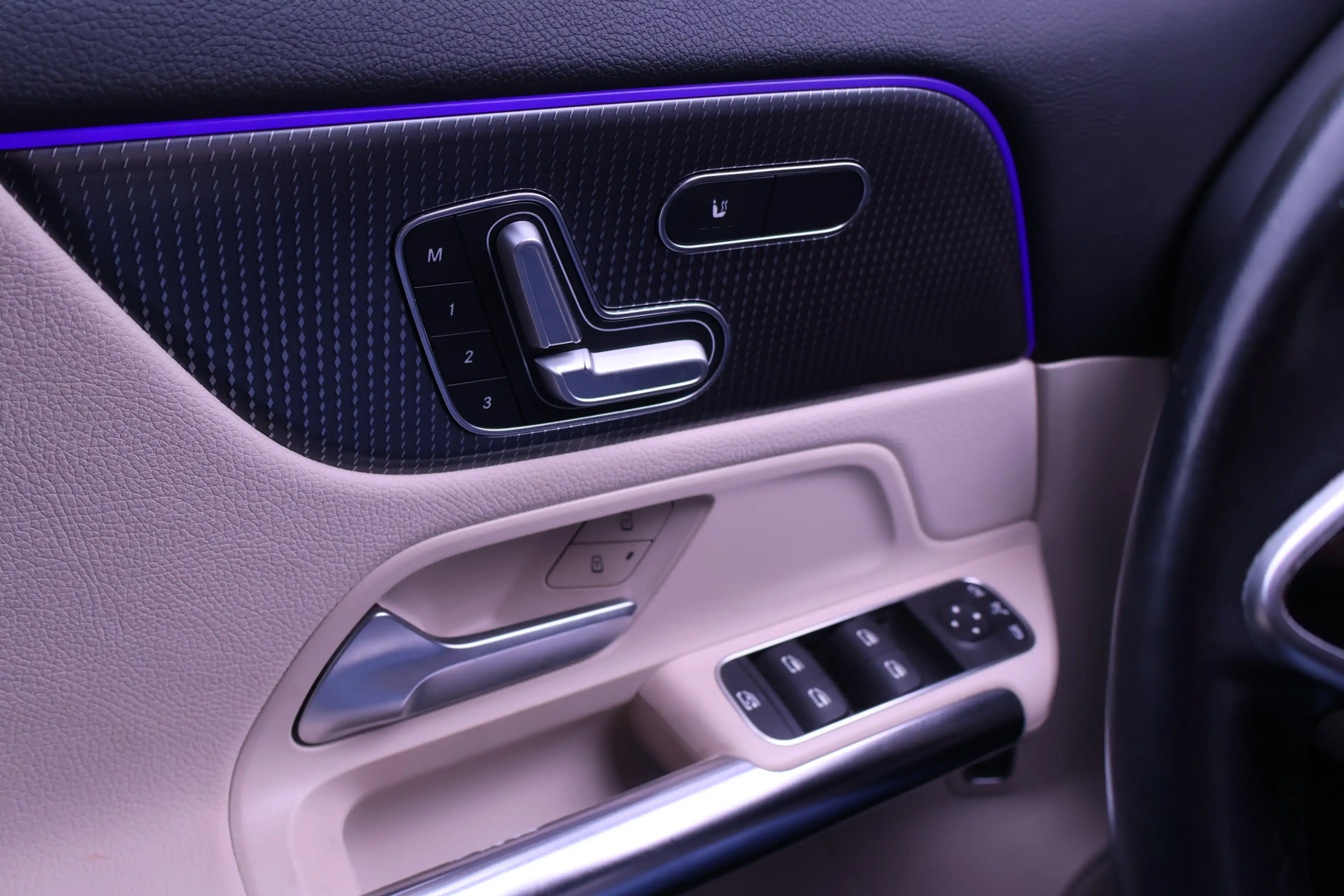 Mercedes-Benz EQA 250 Business Solution Luxury 67 kWh NL-auto / Soh 94% — photo 8
