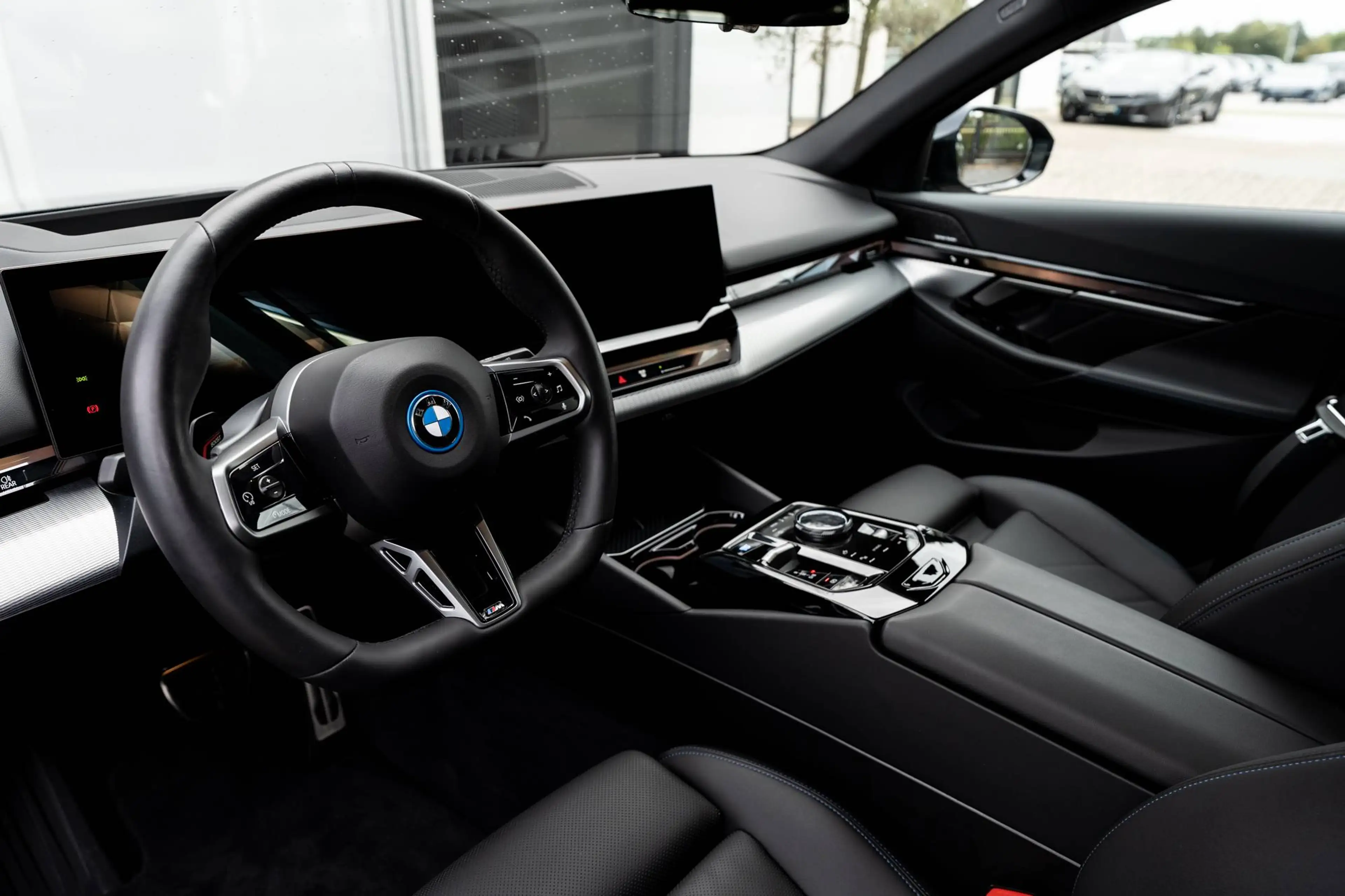 BMW i5 eDrive40 M Sport | Pano | Harman Kardon | Ventilatie | Driving Pro — photo 11
