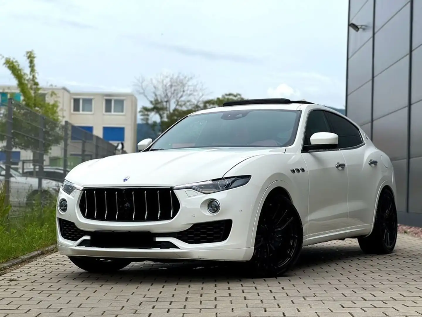 Maserati Levante S 3.0 V6 430ch carbon paket panorama Blanc - 1