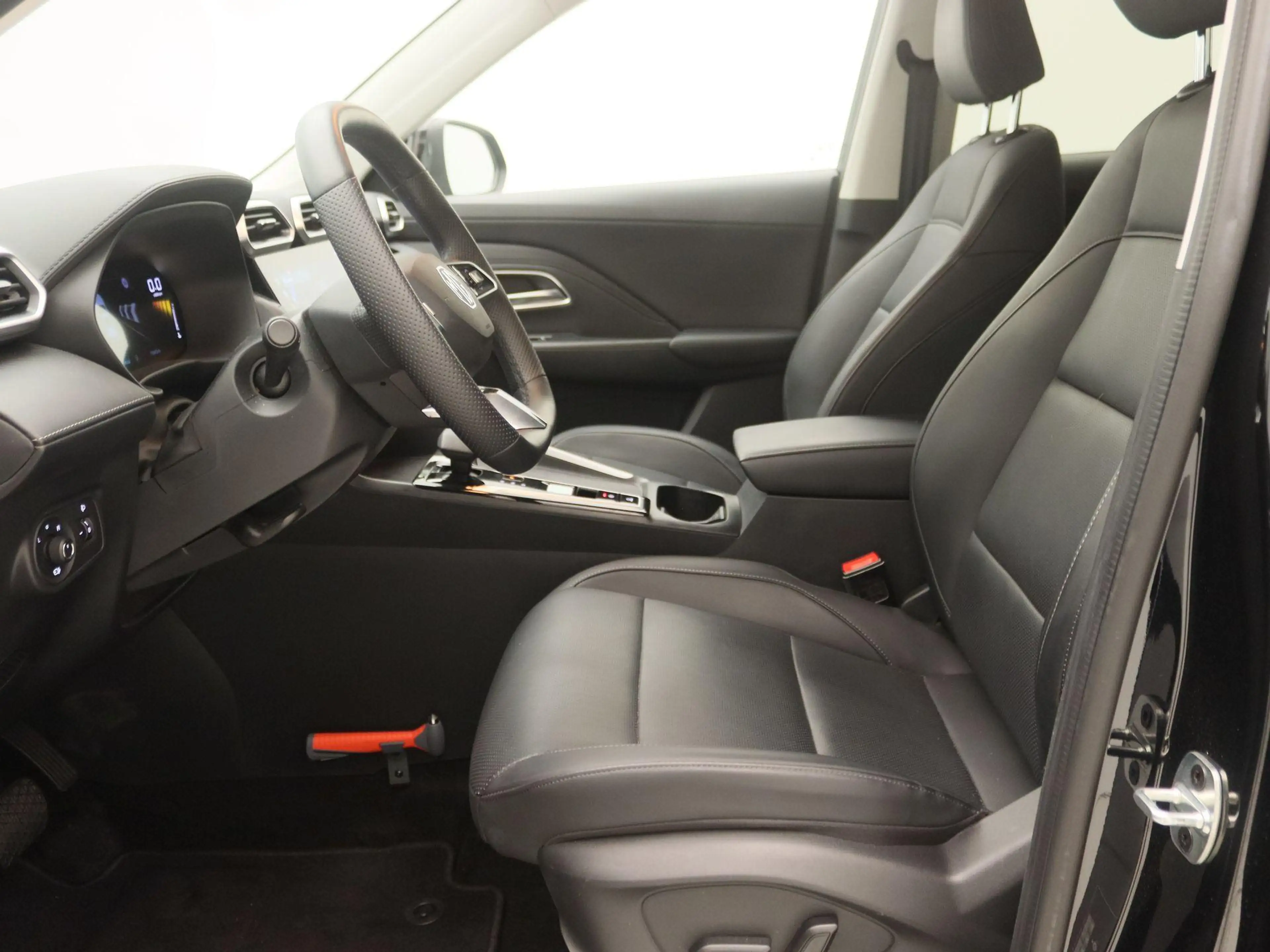 MG ZS 1.5 Hybrid+ Luxury | Apple Carplay/Android Auto | — photo 11