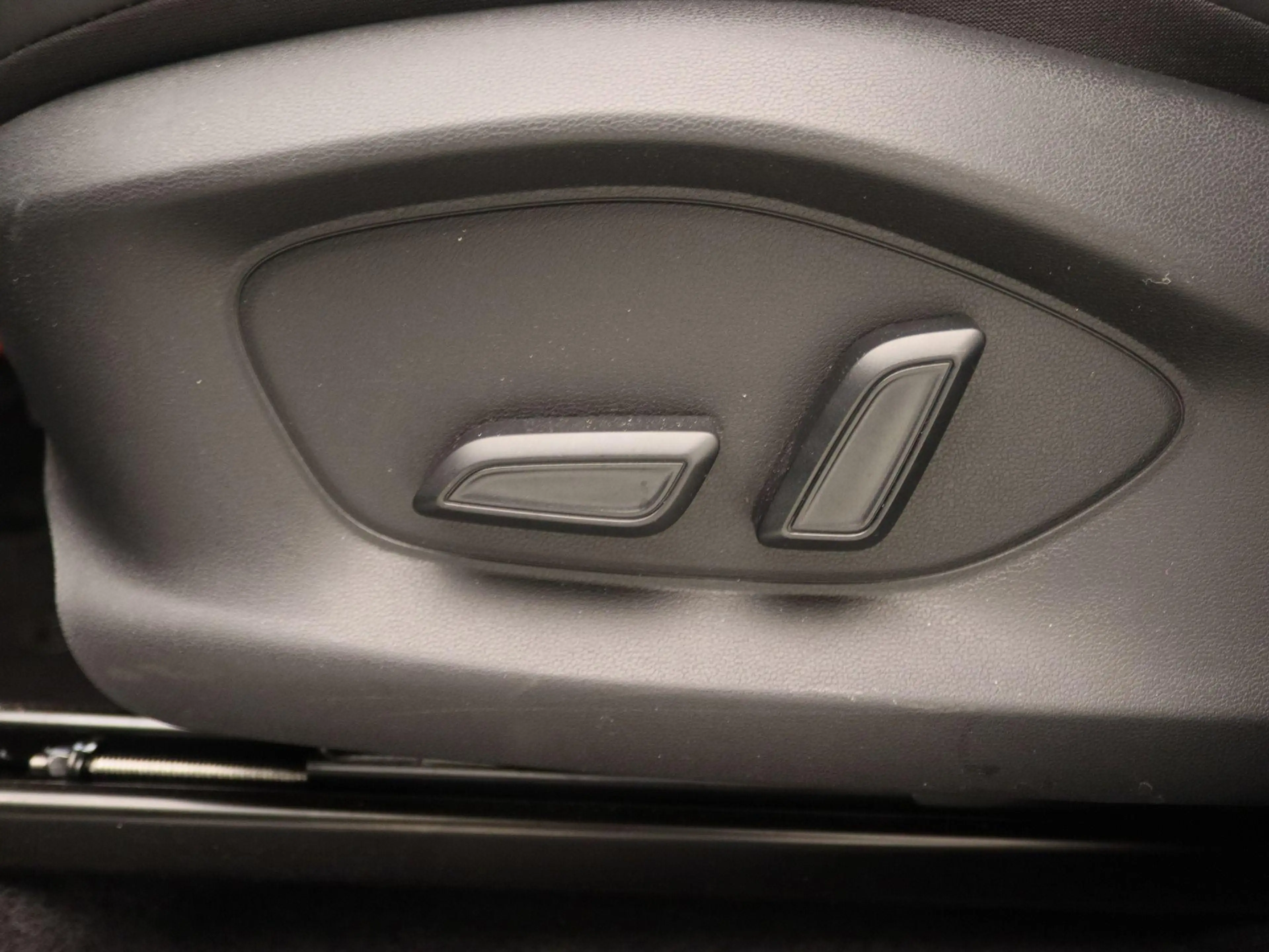MG ZS 1.5 Hybrid+ Luxury | Apple Carplay/Android Auto | — photo 12