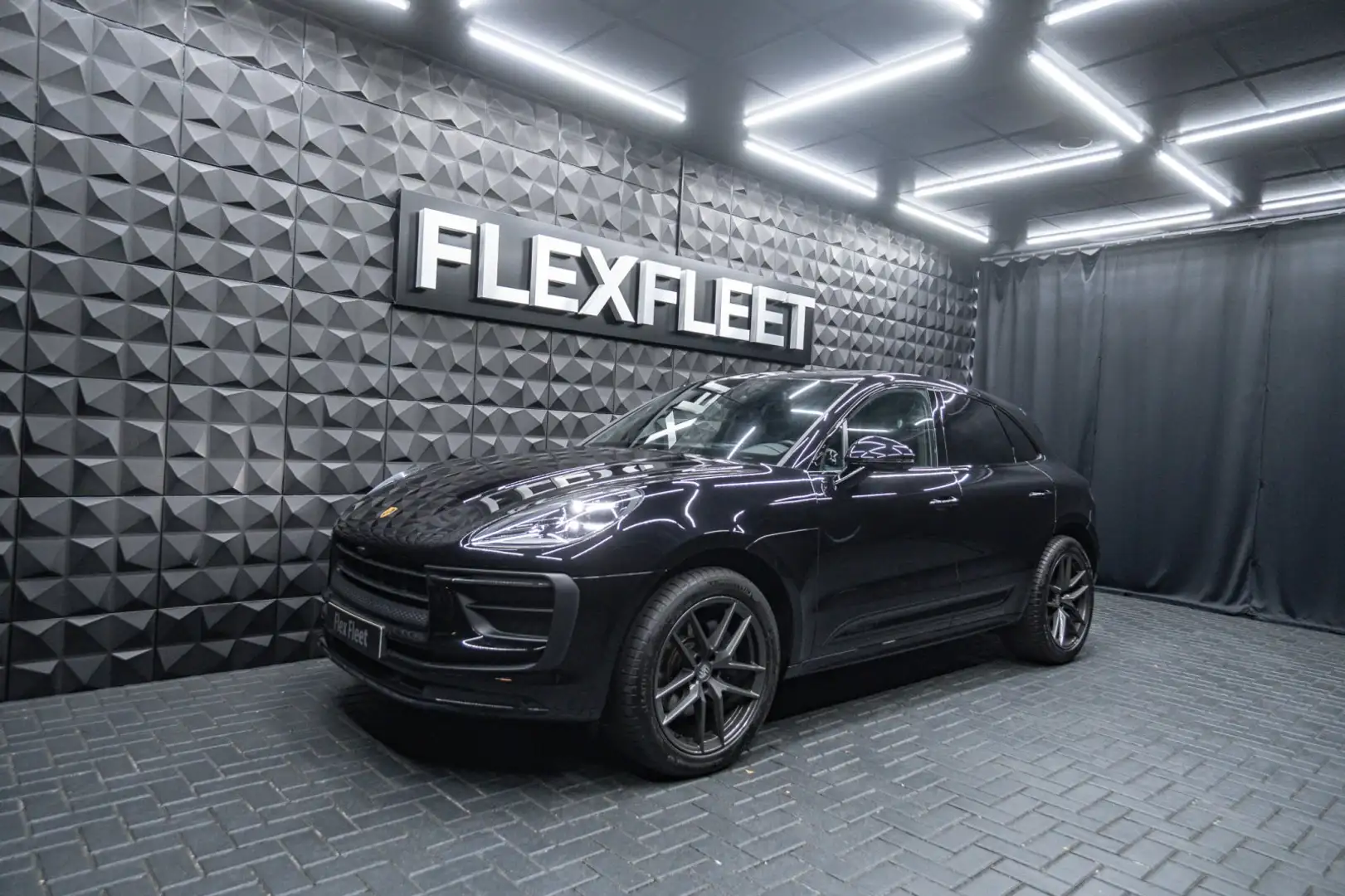 Porsche Macan 2.0T Bose Pano PZ S-Heft Noir - 2