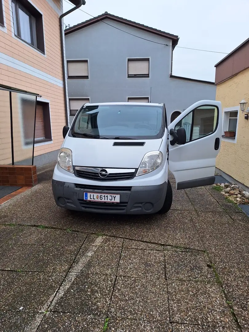 Opel Vivaro Combi L1H1 2,0 CDTI Weiß - 1