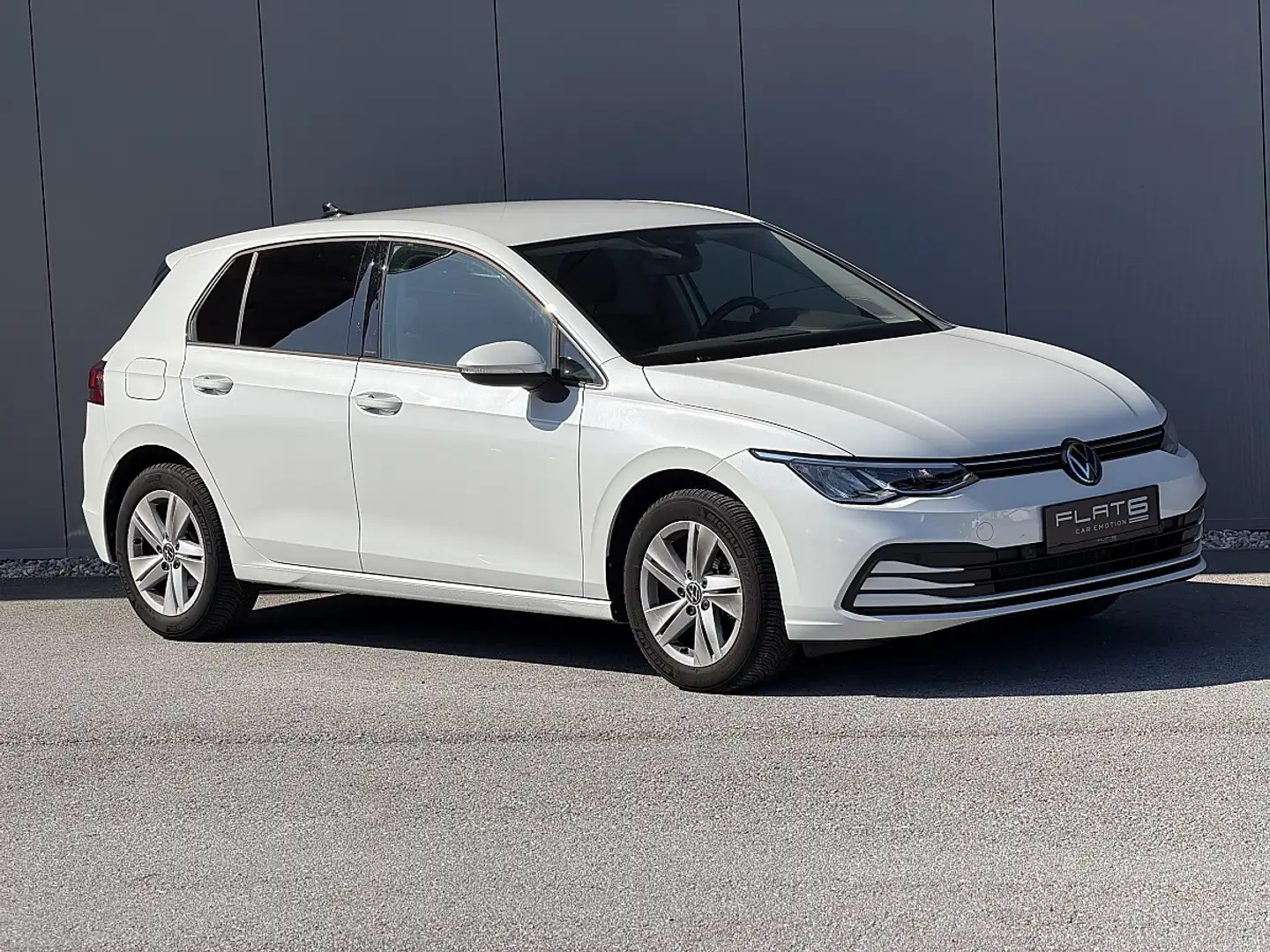 Volkswagen Golf VIII 2.0 TDI Life DSG LED,Virtual,Kamera,LR-Hei... Weiß - 2